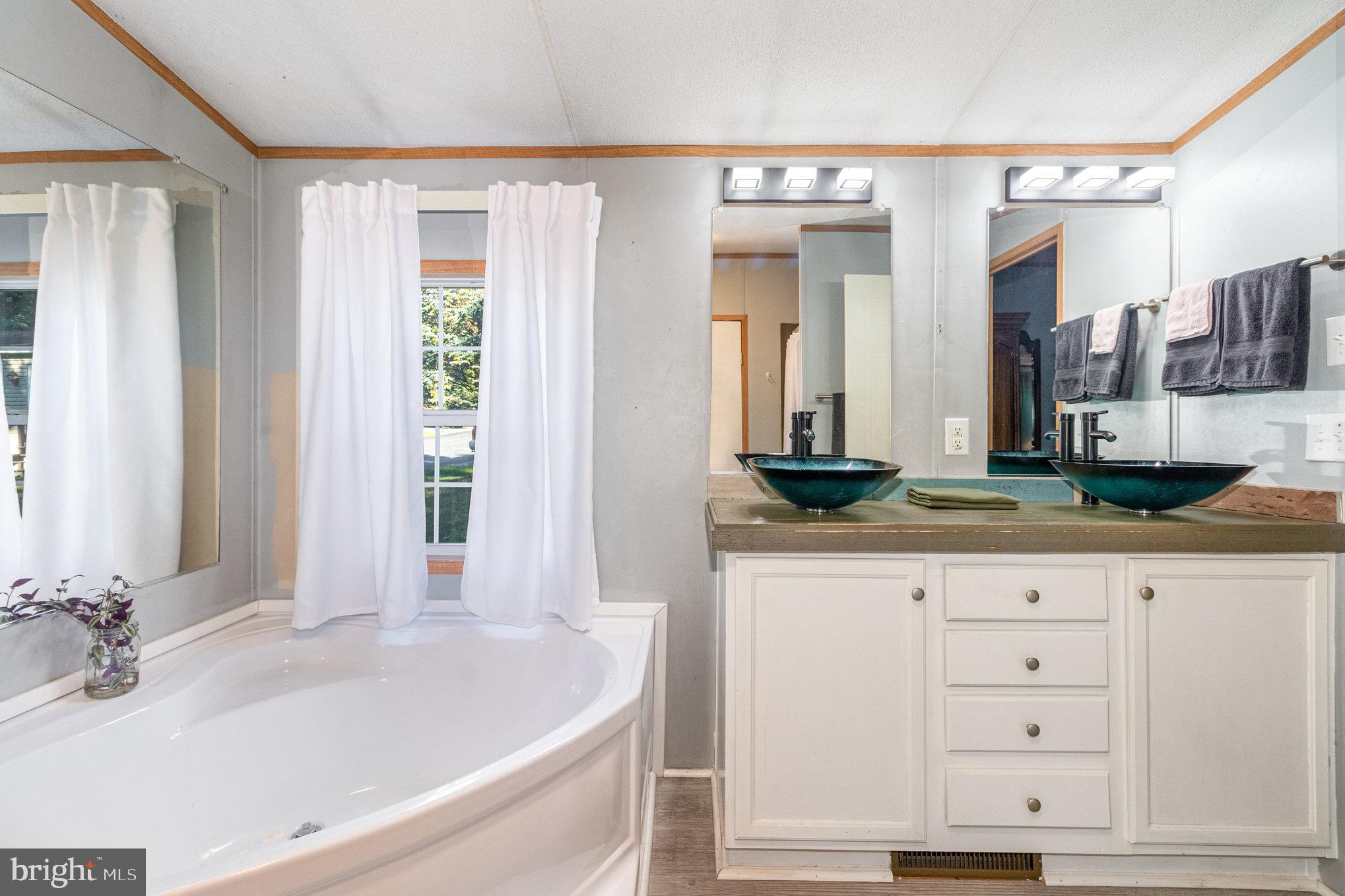 REGENCY WOODS NORTH - Residential