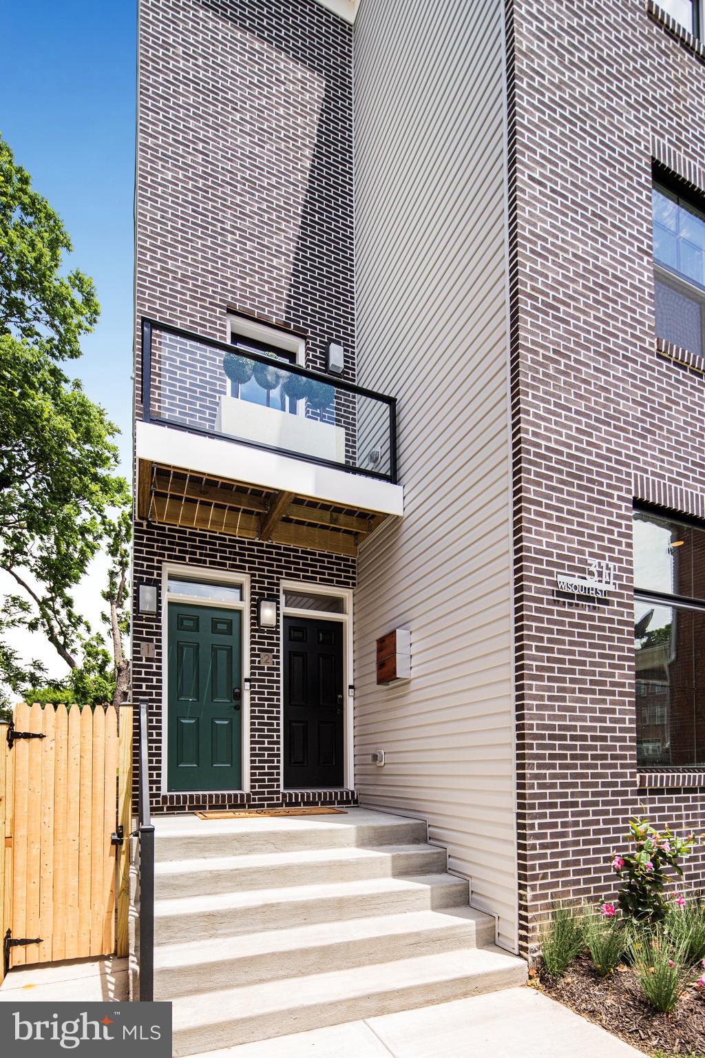 311 W SOUTH STREET UNIT 2