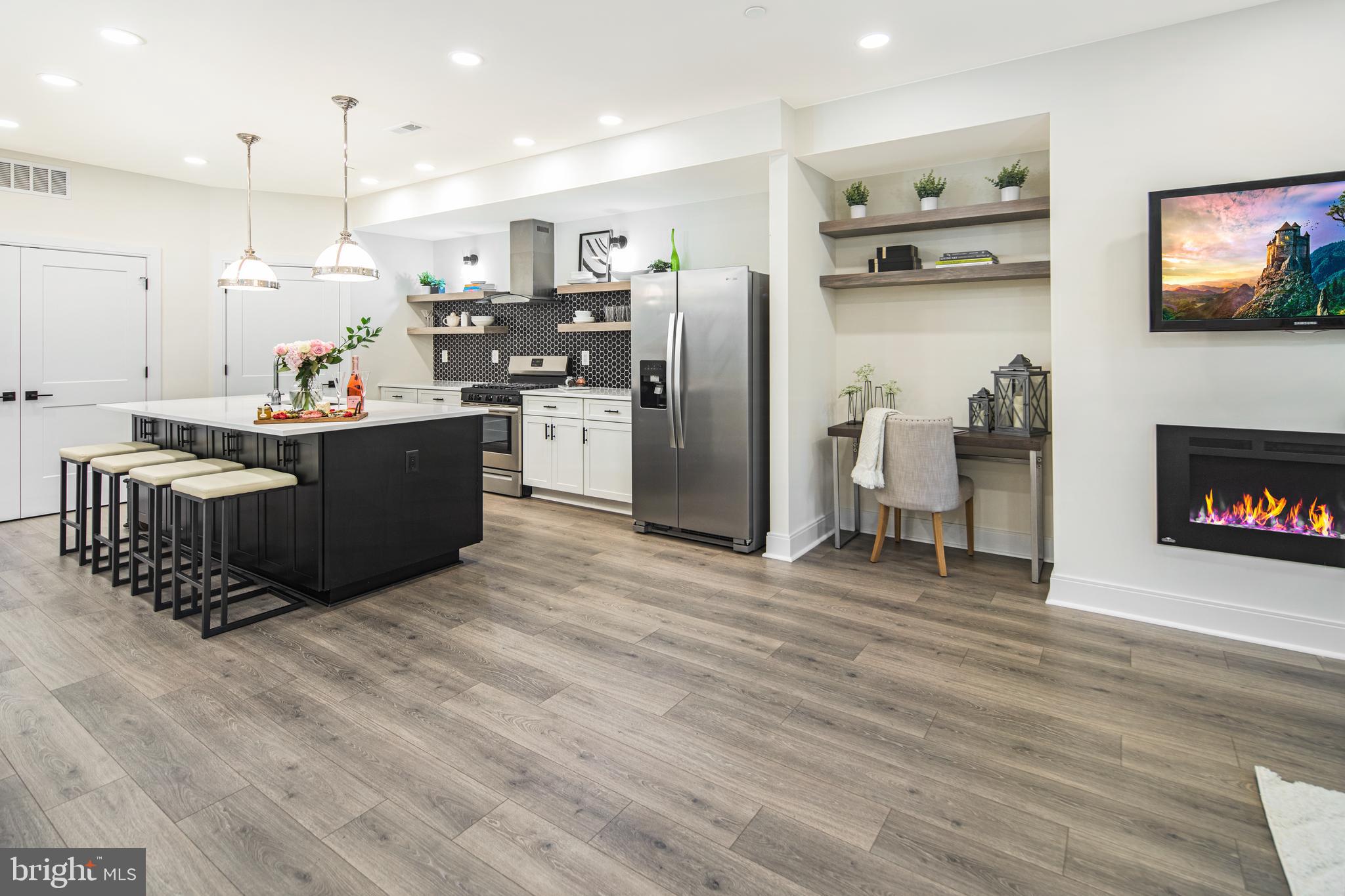 DOWNTOWN FREDERICK - Residential