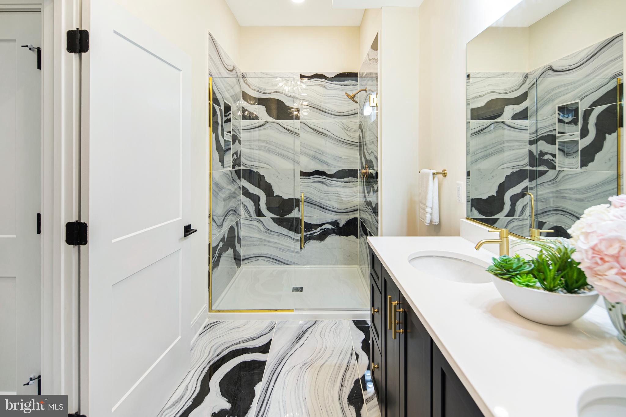 DOWNTOWN FREDERICK - Residential