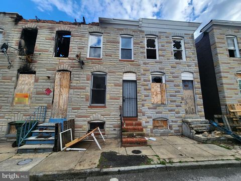 Townhouse For Sale - 2218 Christian Street<br/> BALTIMORE, MD 21223