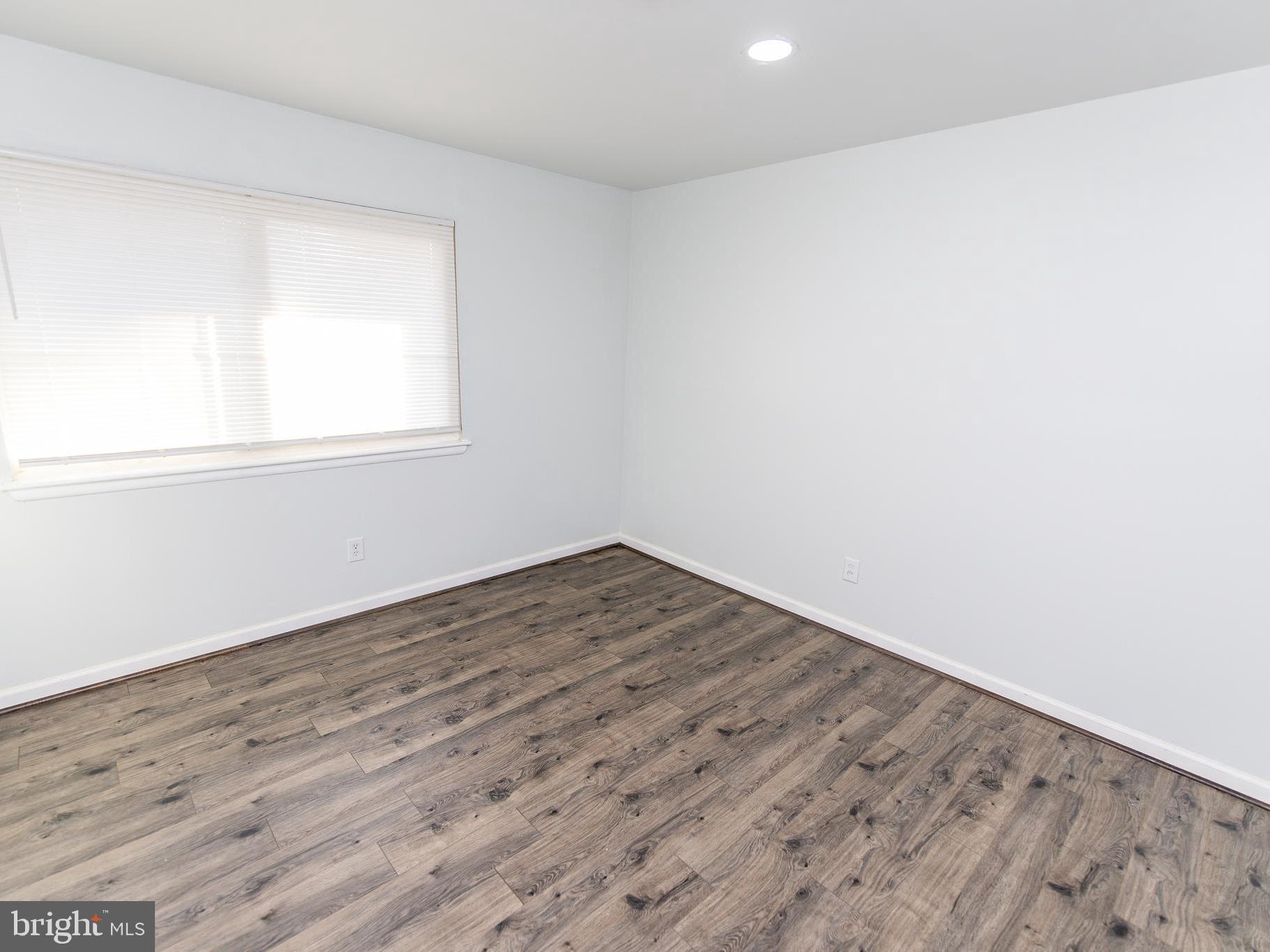 POINTER RIDGE - Residential