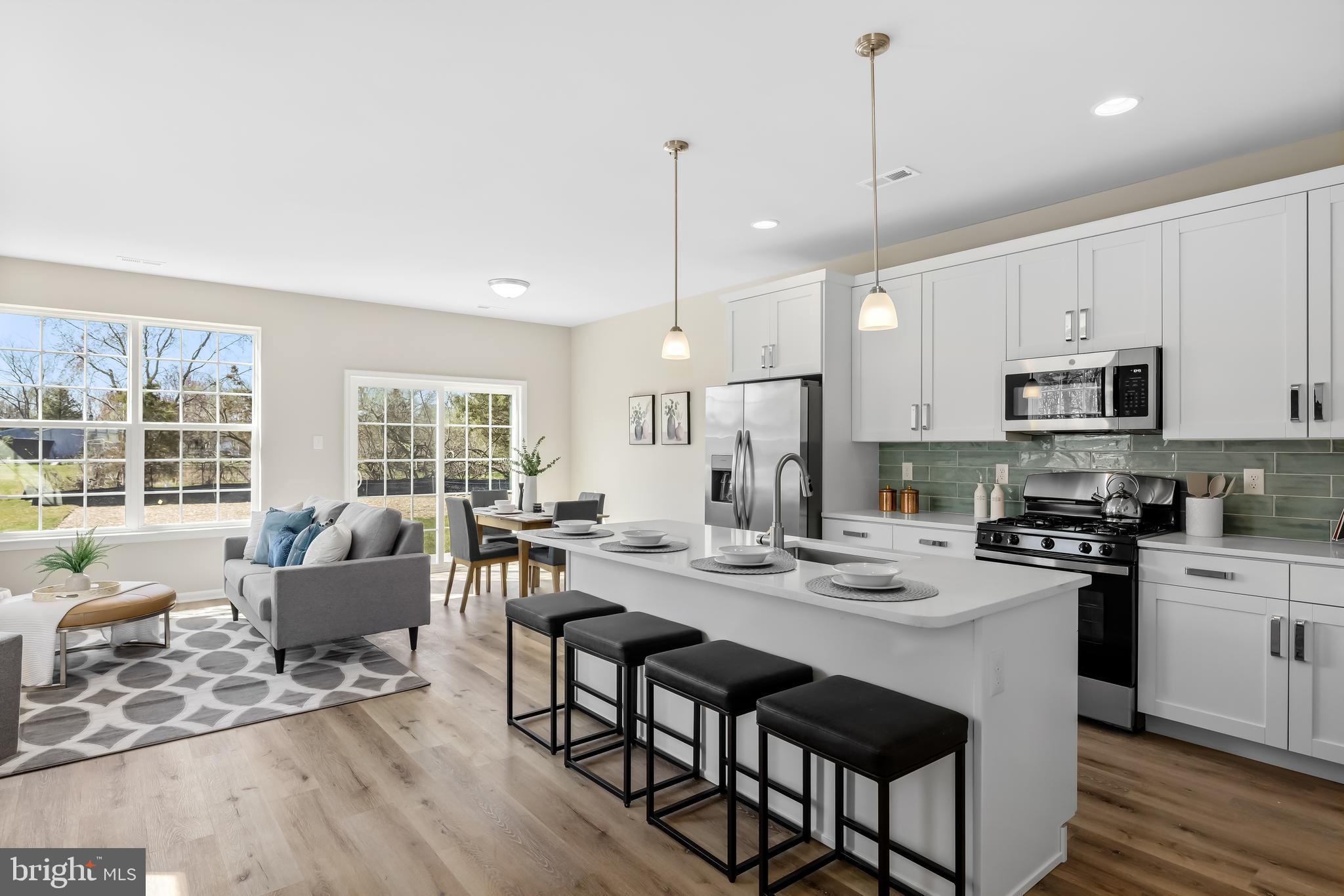 385 N TUCKAHOE ROAD 960 WOODVIEW COURT