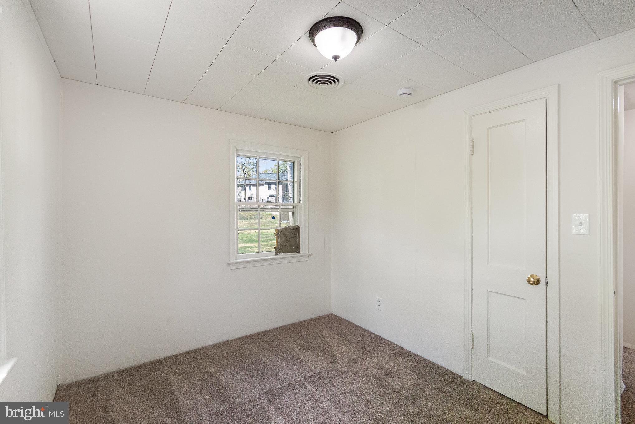 HYBLA VALLEY FARMS - Residential Lease