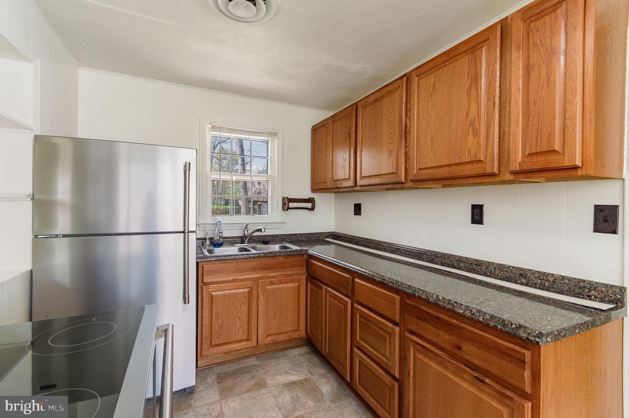 HYBLA VALLEY FARMS - Residential Lease