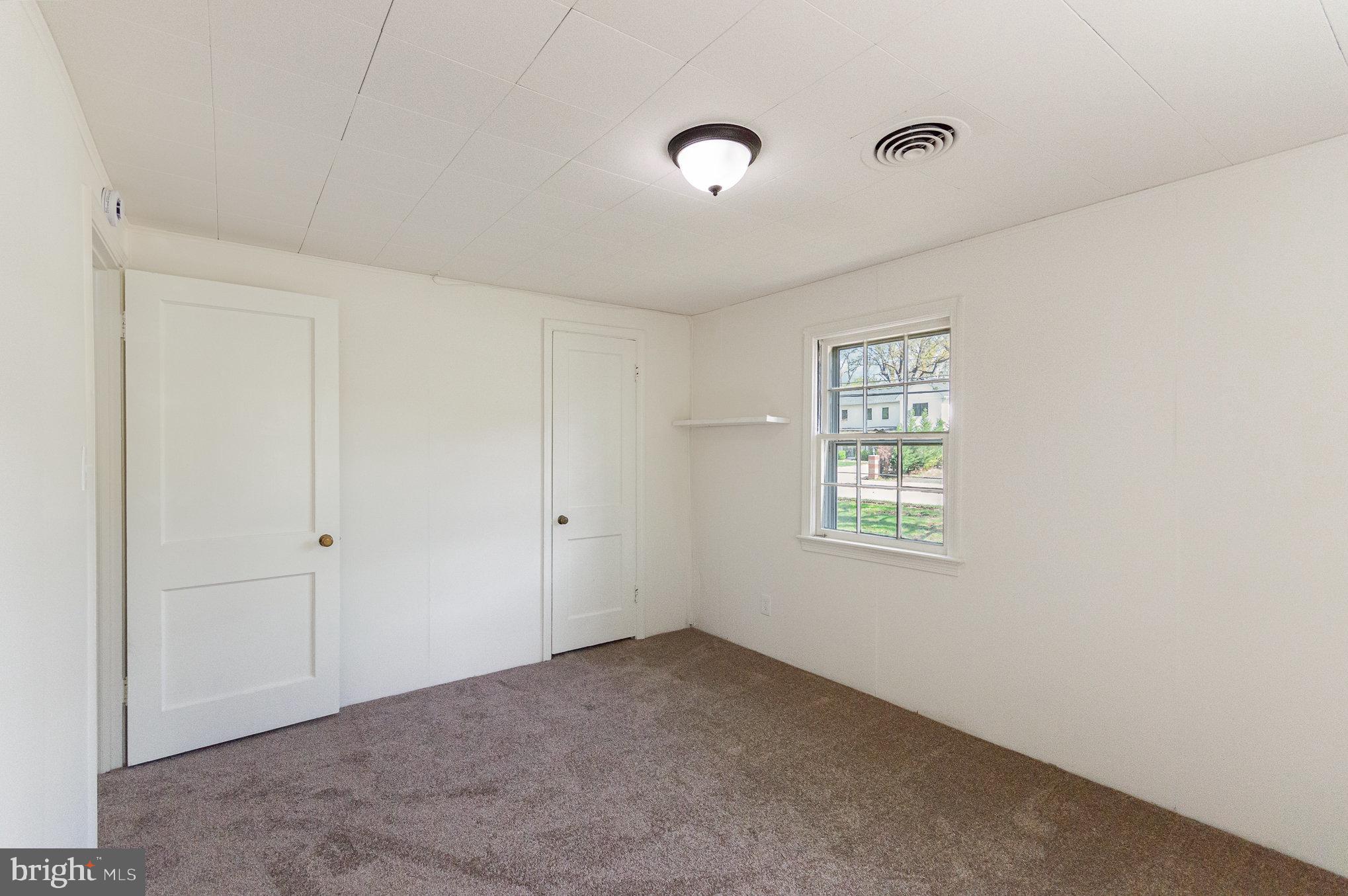 HYBLA VALLEY FARMS - Residential Lease