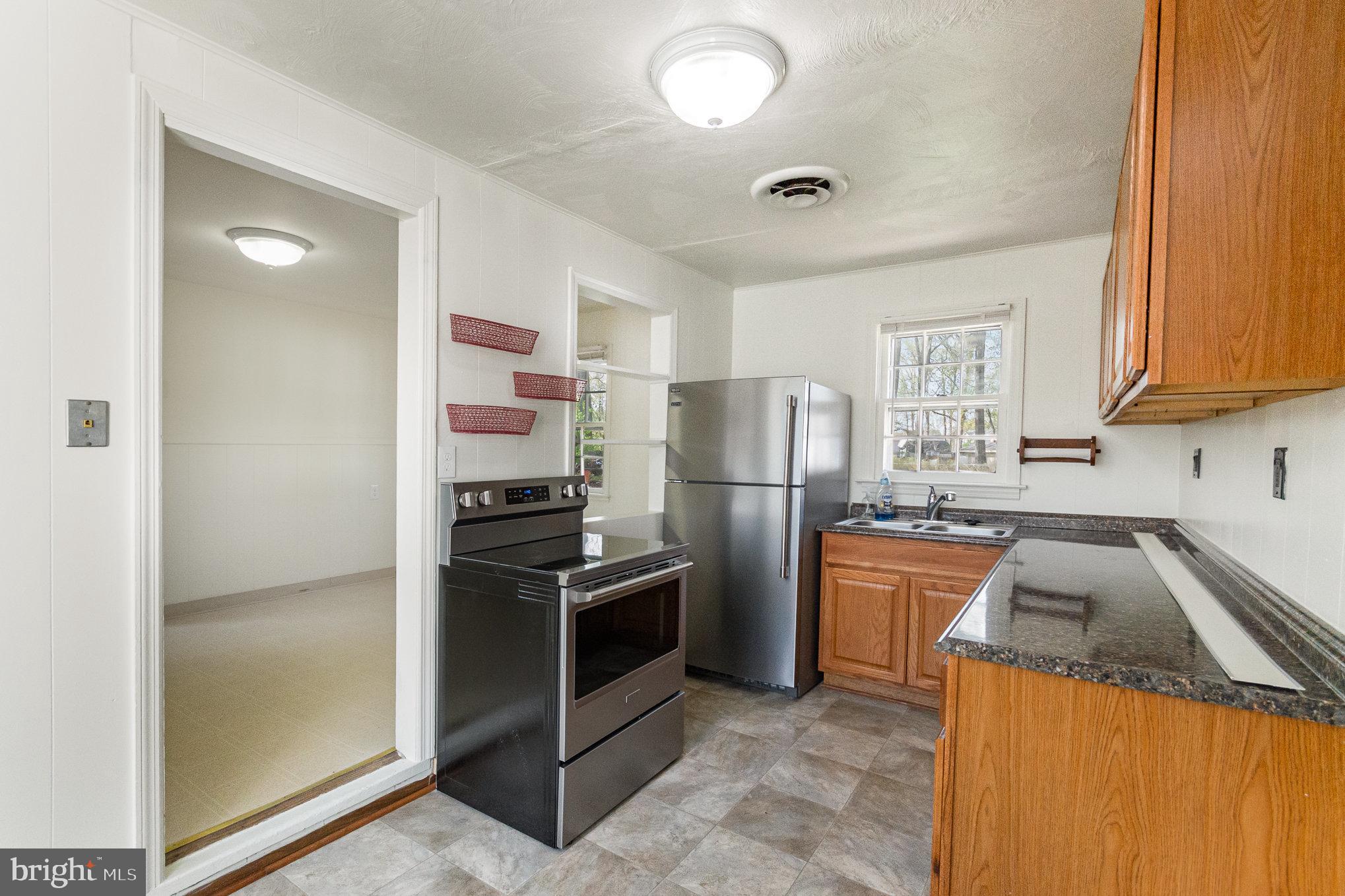 HYBLA VALLEY FARMS - Residential Lease