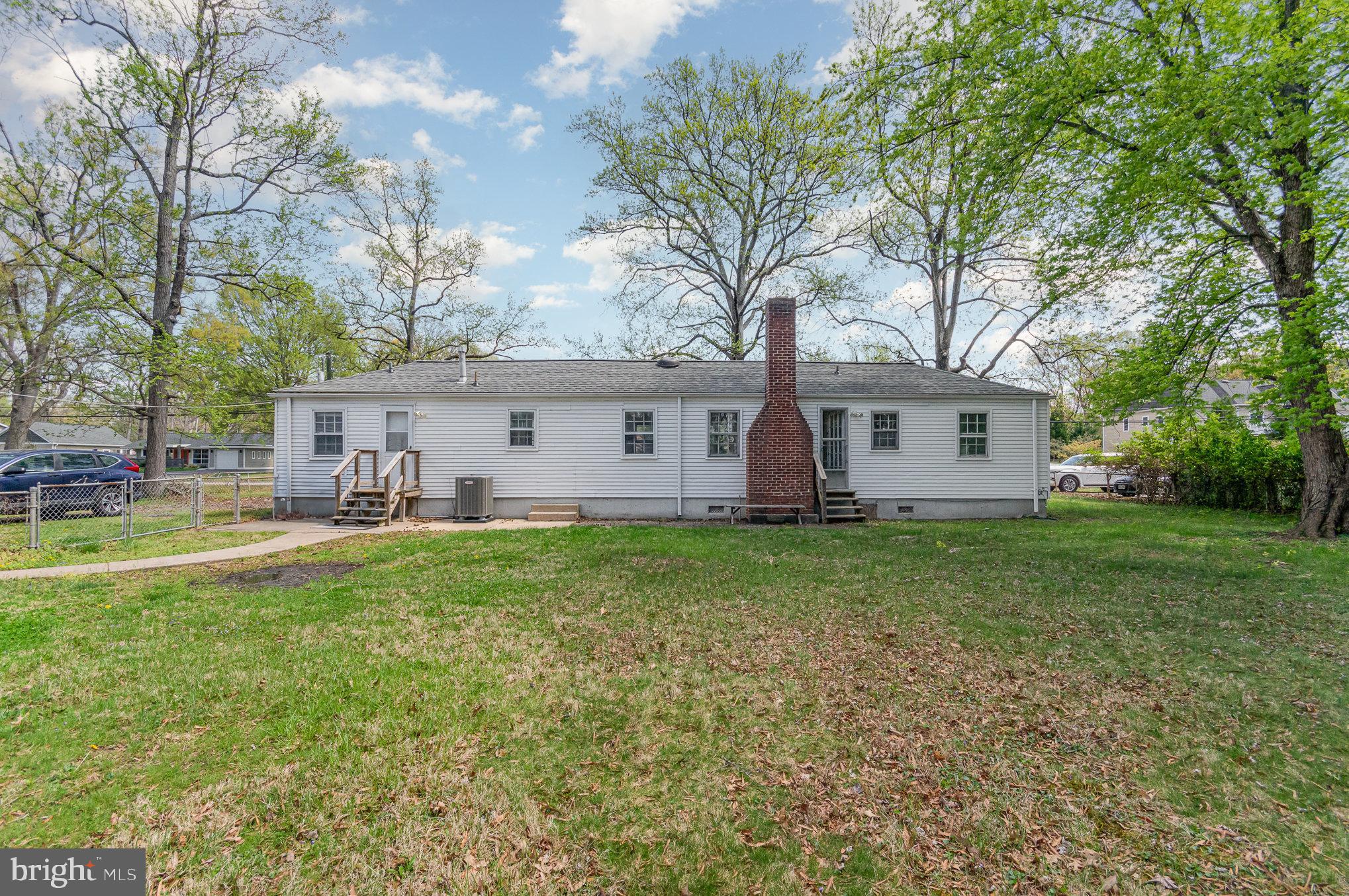 HYBLA VALLEY FARMS - Residential Lease