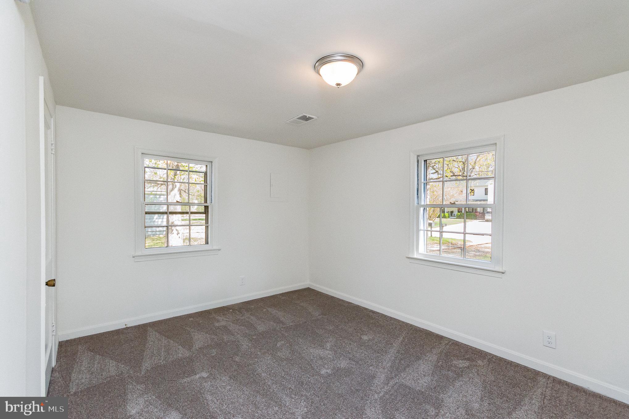 HYBLA VALLEY FARMS - Residential Lease