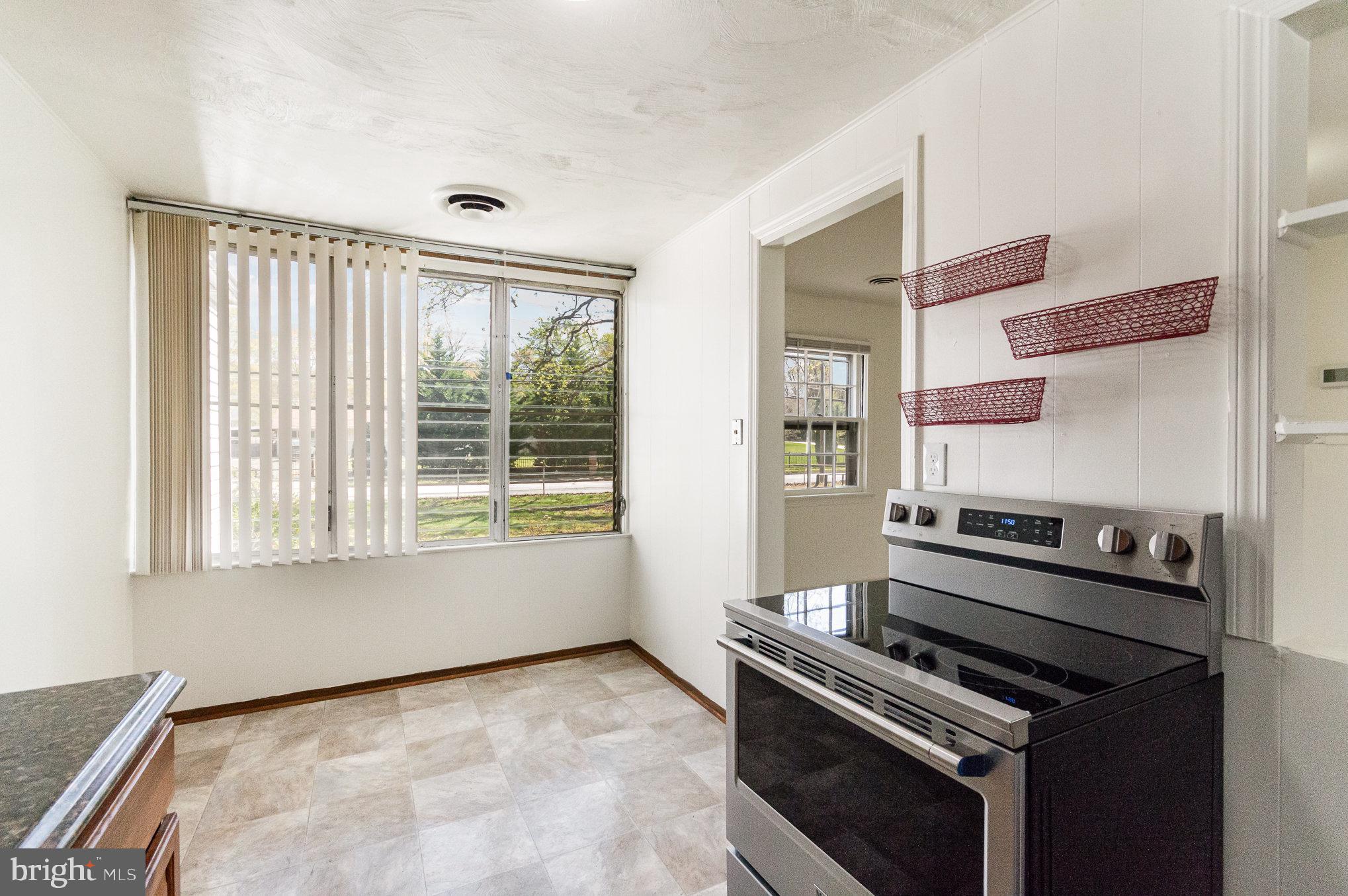 HYBLA VALLEY FARMS - Residential Lease