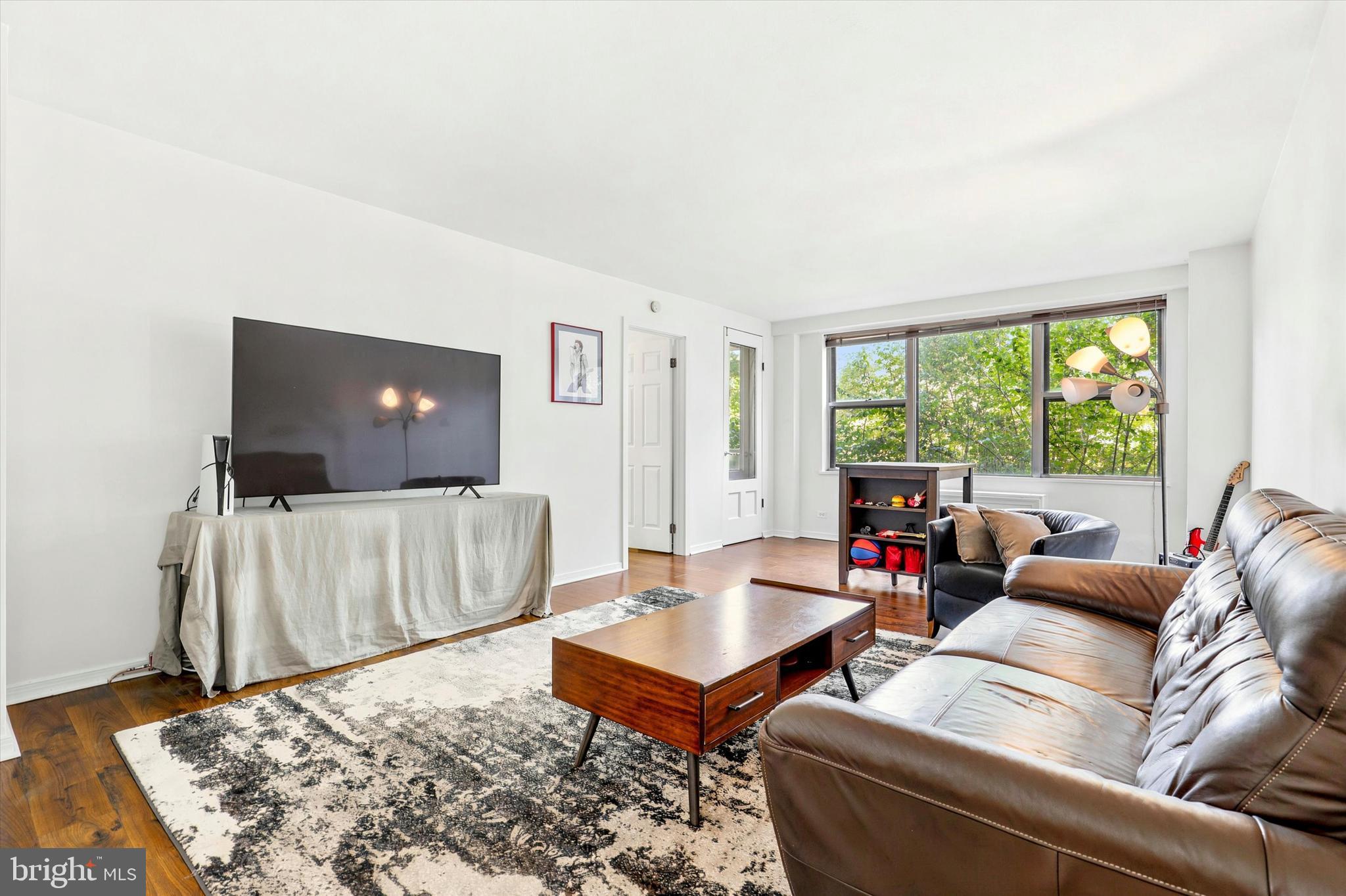 1600 HAGYSFORD ROAD 2L