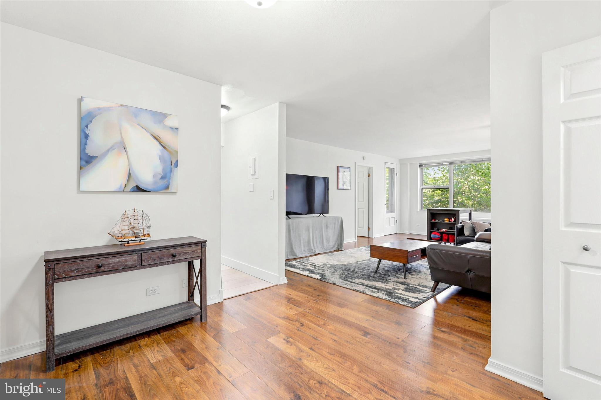 1600 HAGYSFORD ROAD 2L
