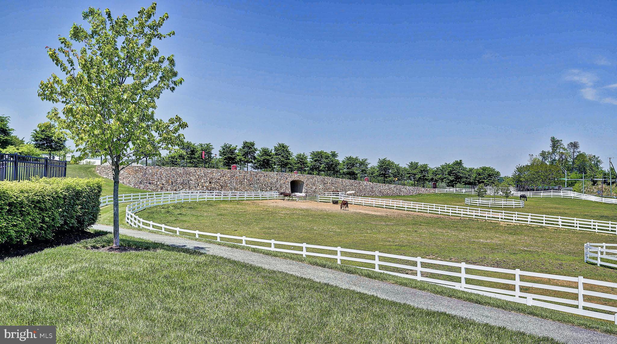 MARLBORO RIDGE GLEN - Residential