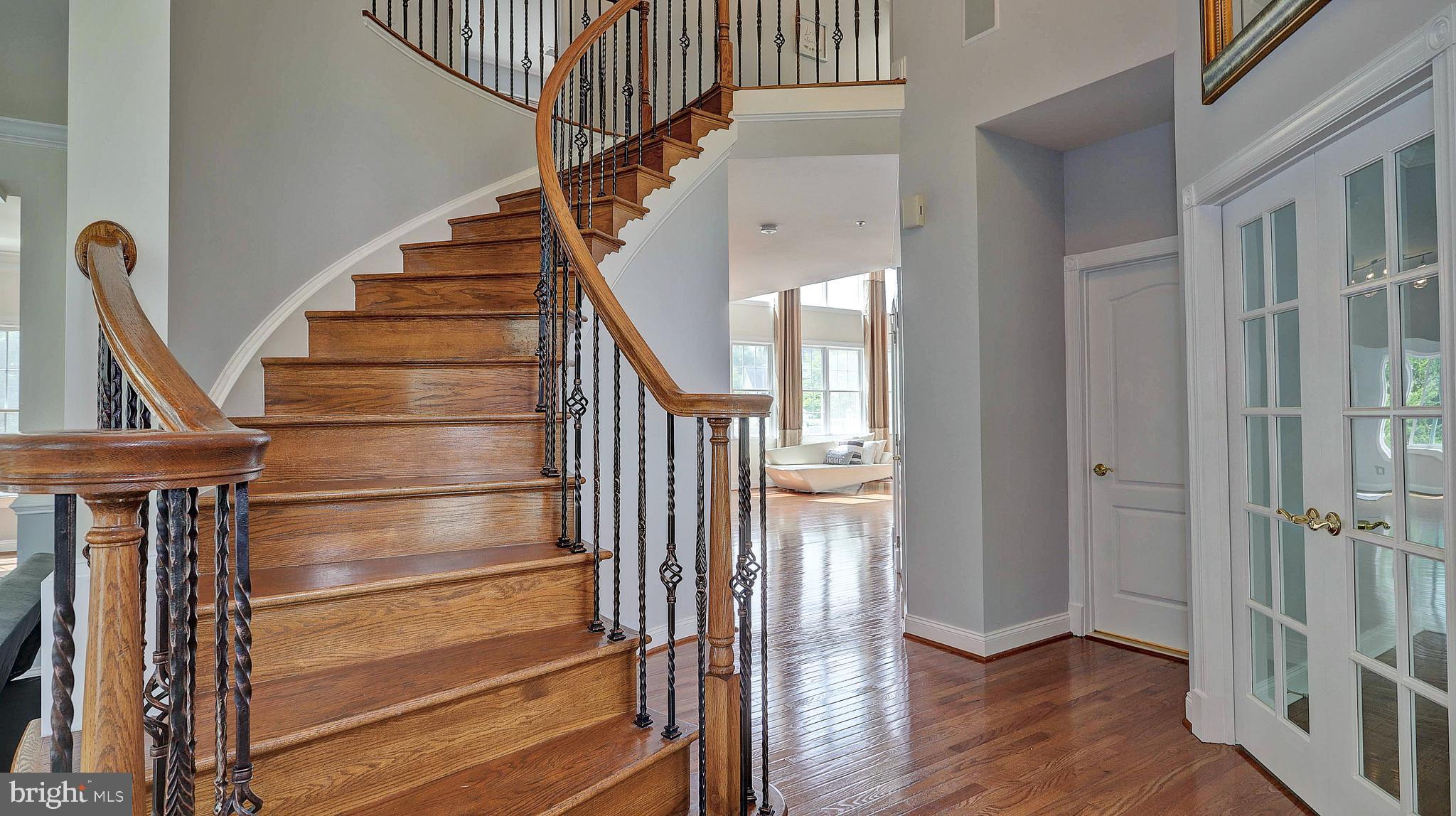 MARLBORO RIDGE GLEN - Residential