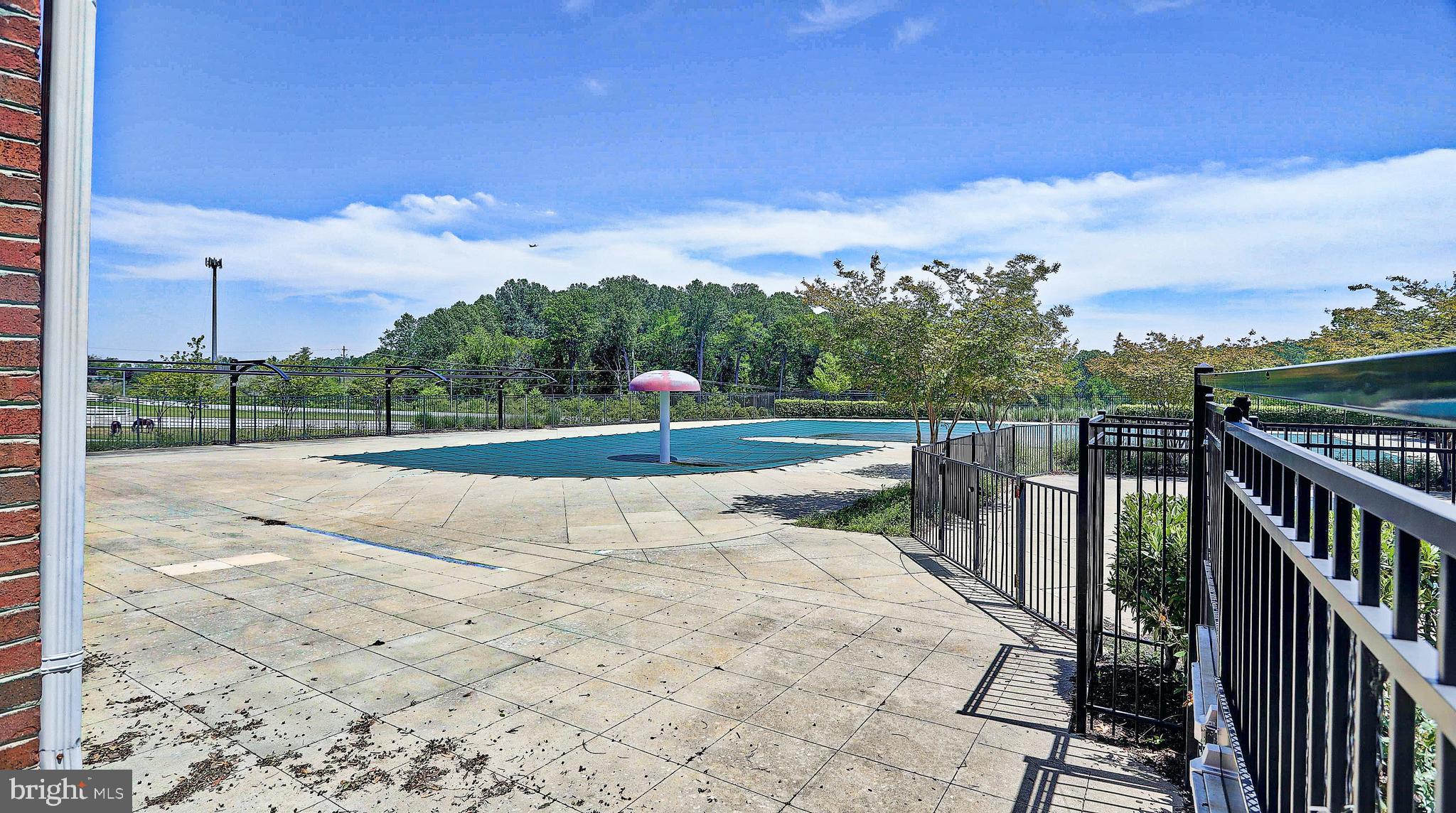 MARLBORO RIDGE GLEN - Residential