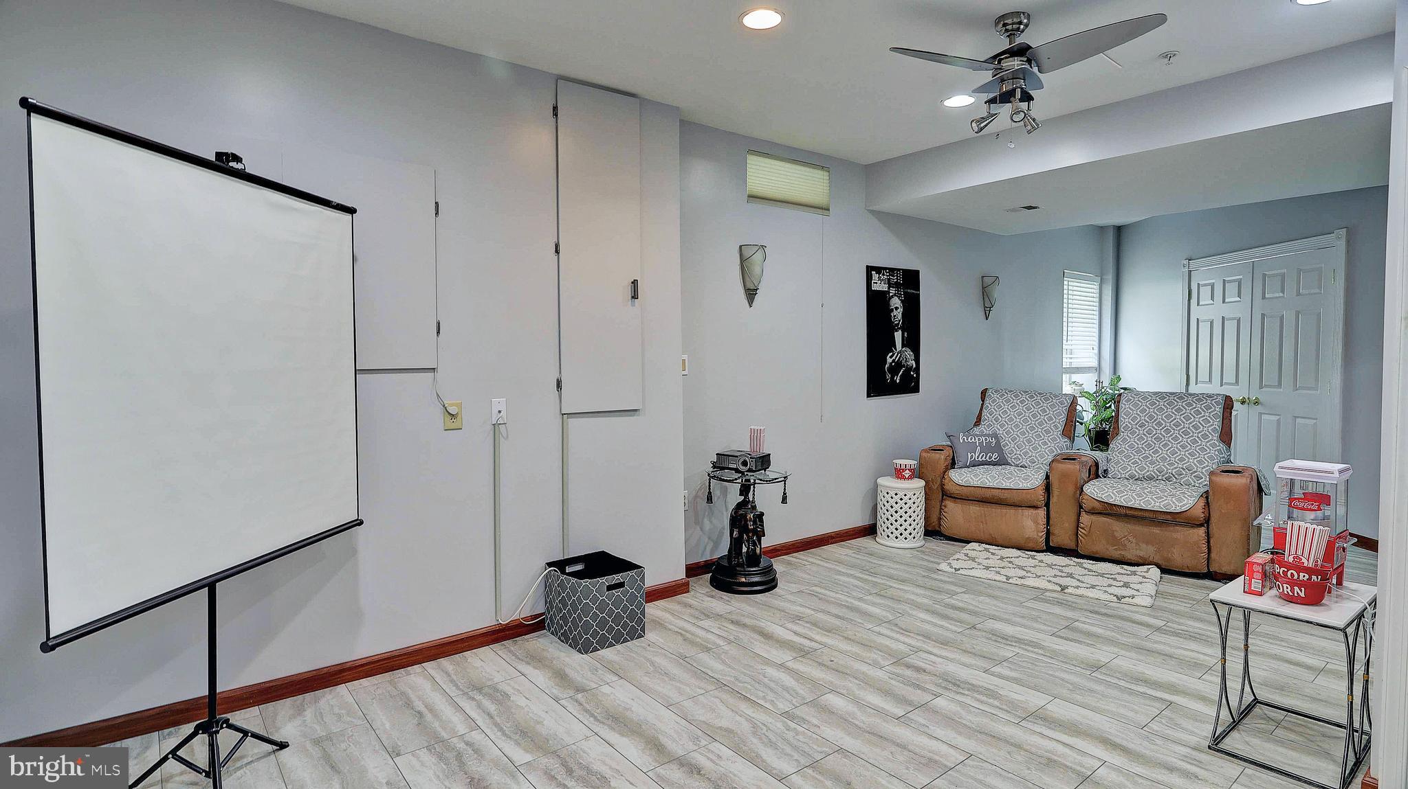 MARLBORO RIDGE GLEN - Residential