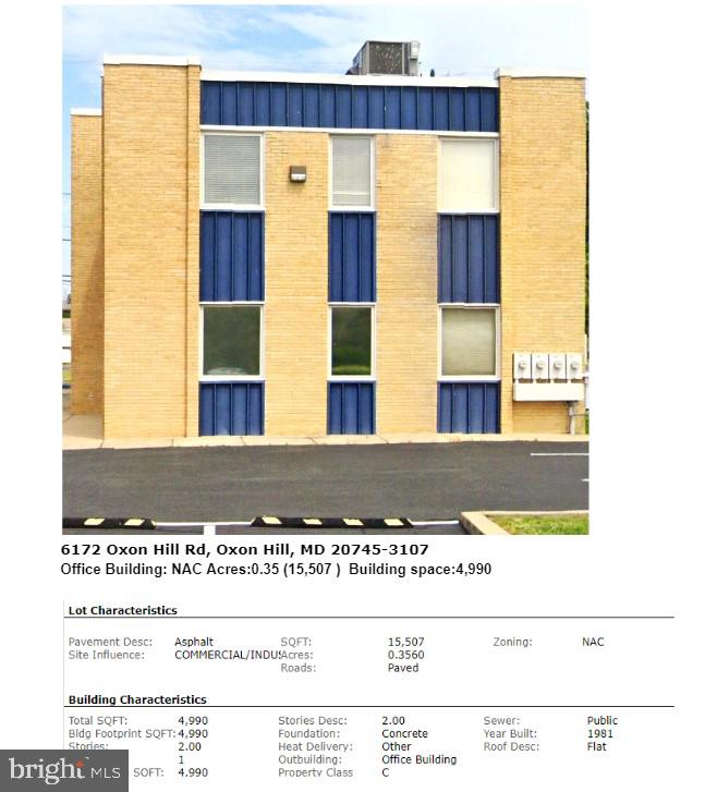 Main image without alt text