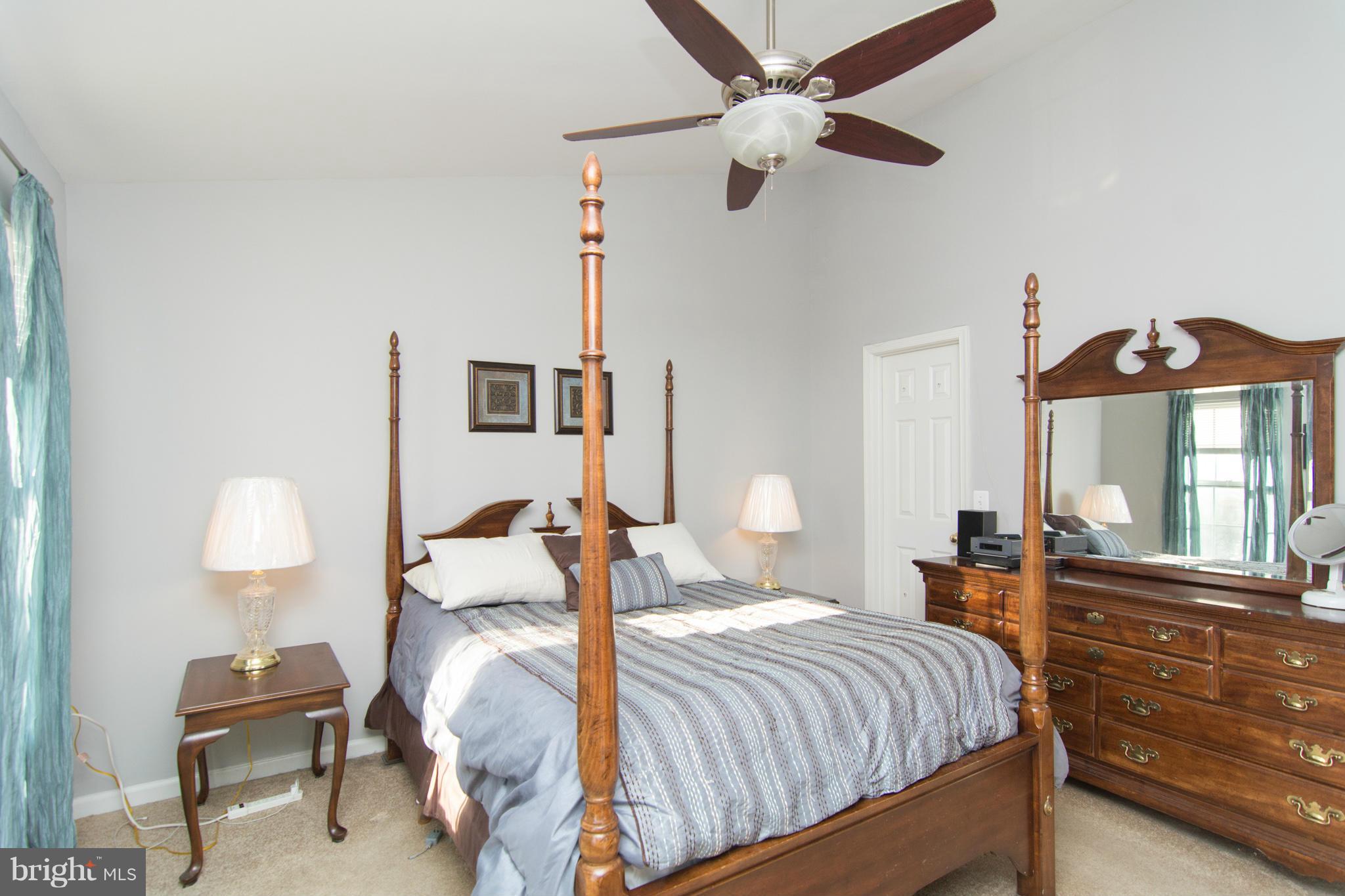 NANTUCKET MEWS @ CROFTON - Residential