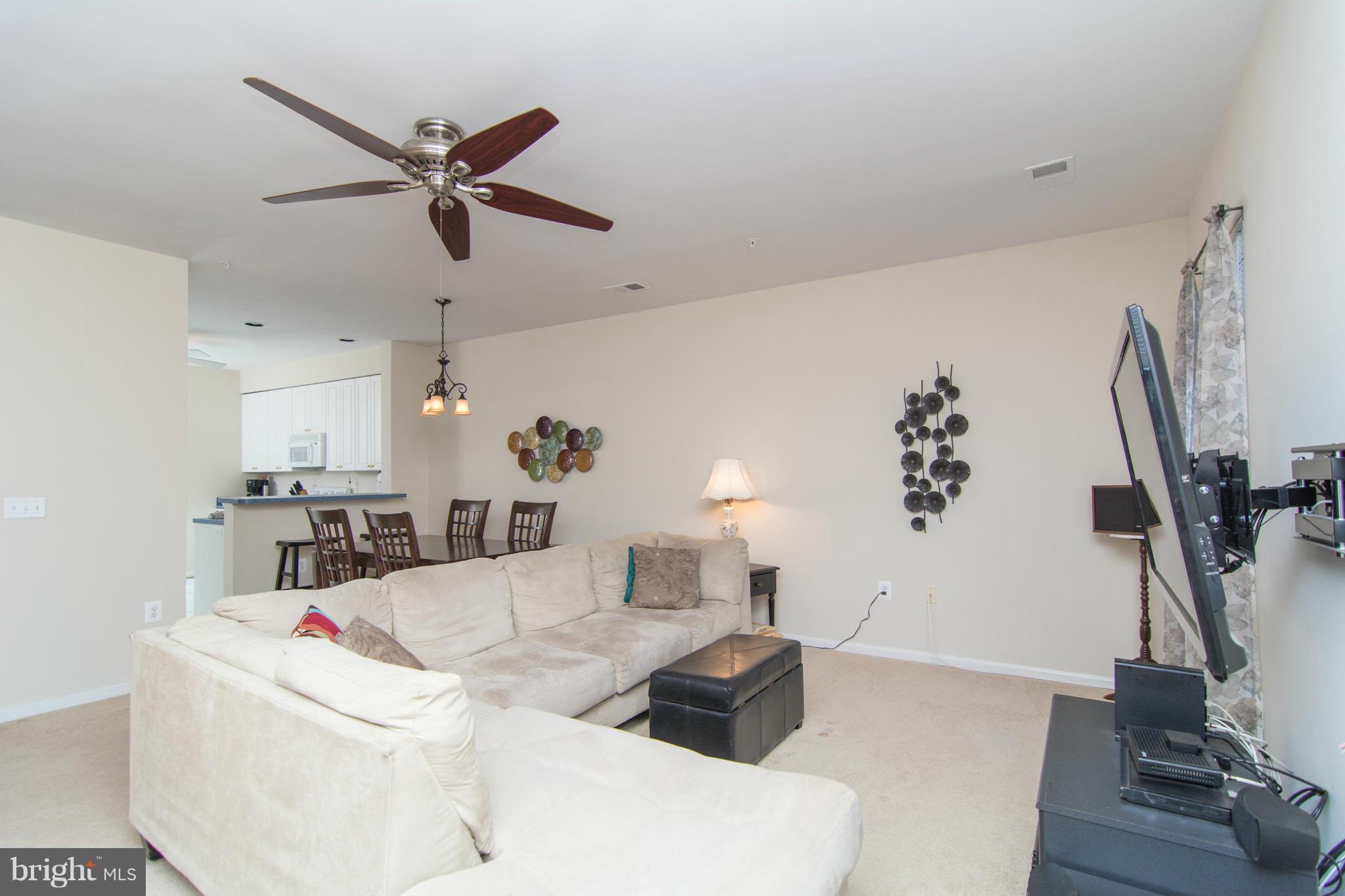 NANTUCKET MEWS @ CROFTON - Residential