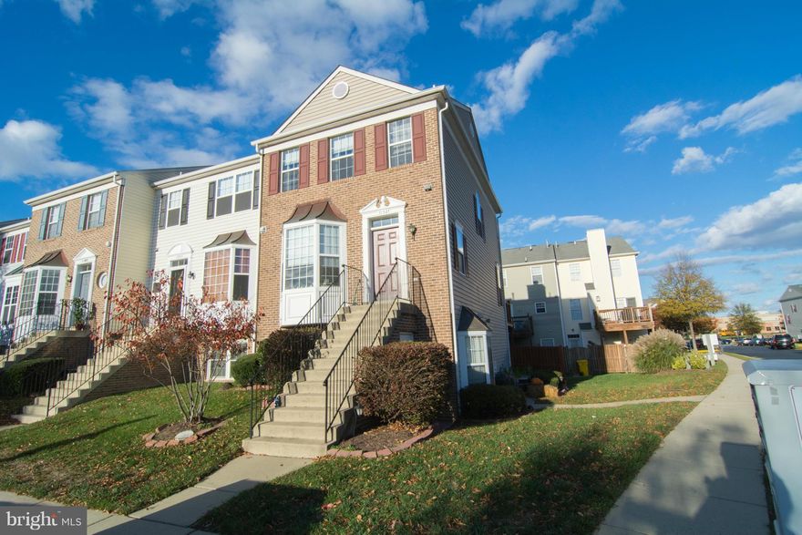 Gorgeous home!  Lots of natural lighting in this beautiful end unit! The kitchen is huge and is open to the dining/living room area.  Nice sized deck is out back for grilling and the backyard is fenced.  Upstairs is your large owner's suite, complete with owner's bath, and large walk-in closet. Ignore DOM, Financing fell through.  Home Inspection DONE, repairs DONE, ready to go!