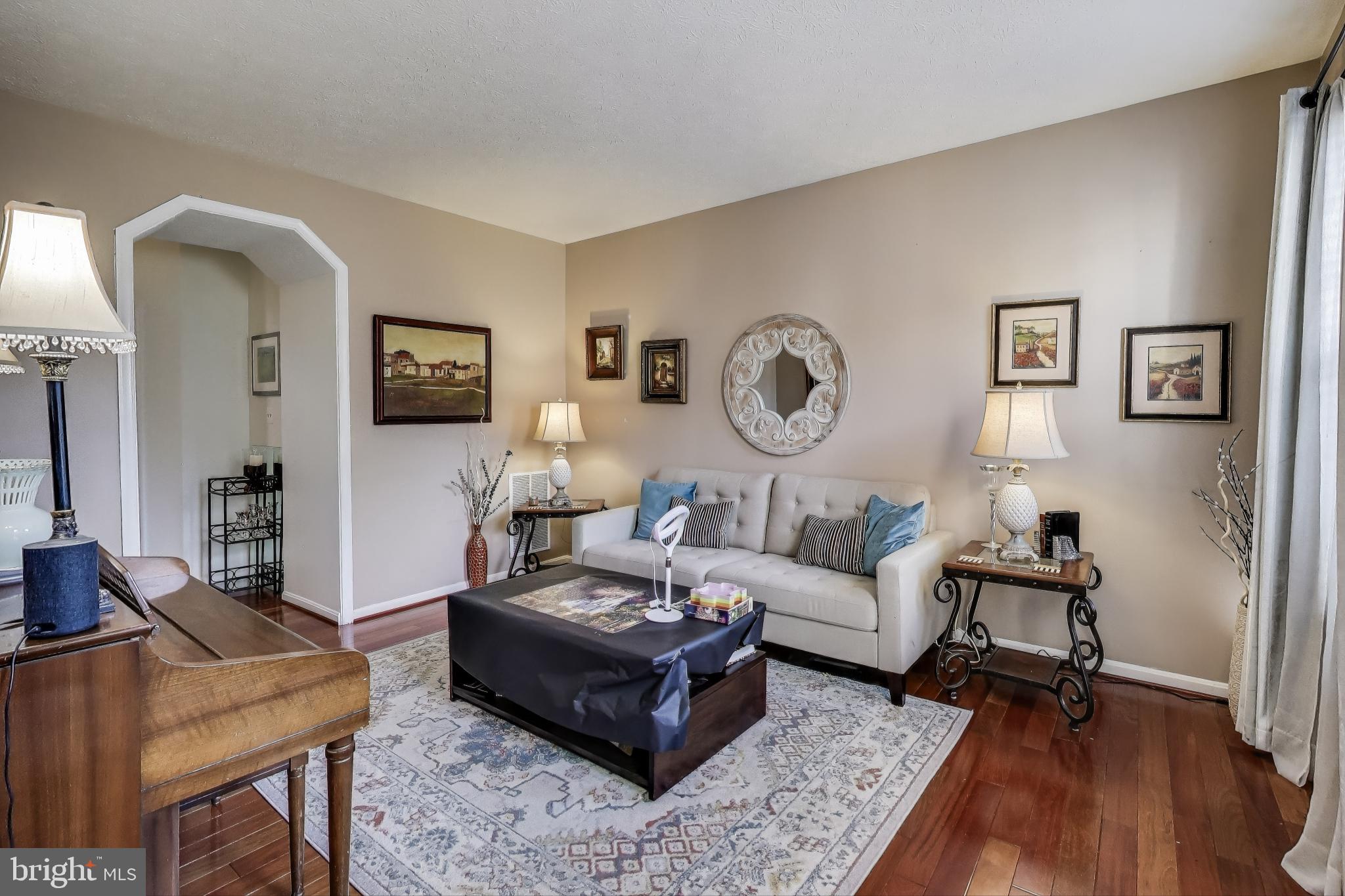 2323 SPRINGDALE LANE