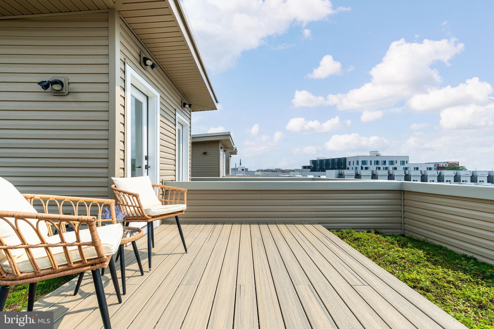 OLDE KENSINGTON - Residential