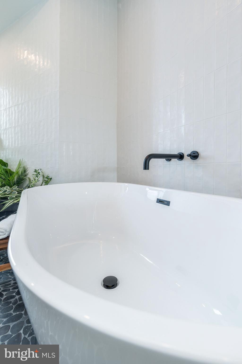 OLDE KENSINGTON - Residential