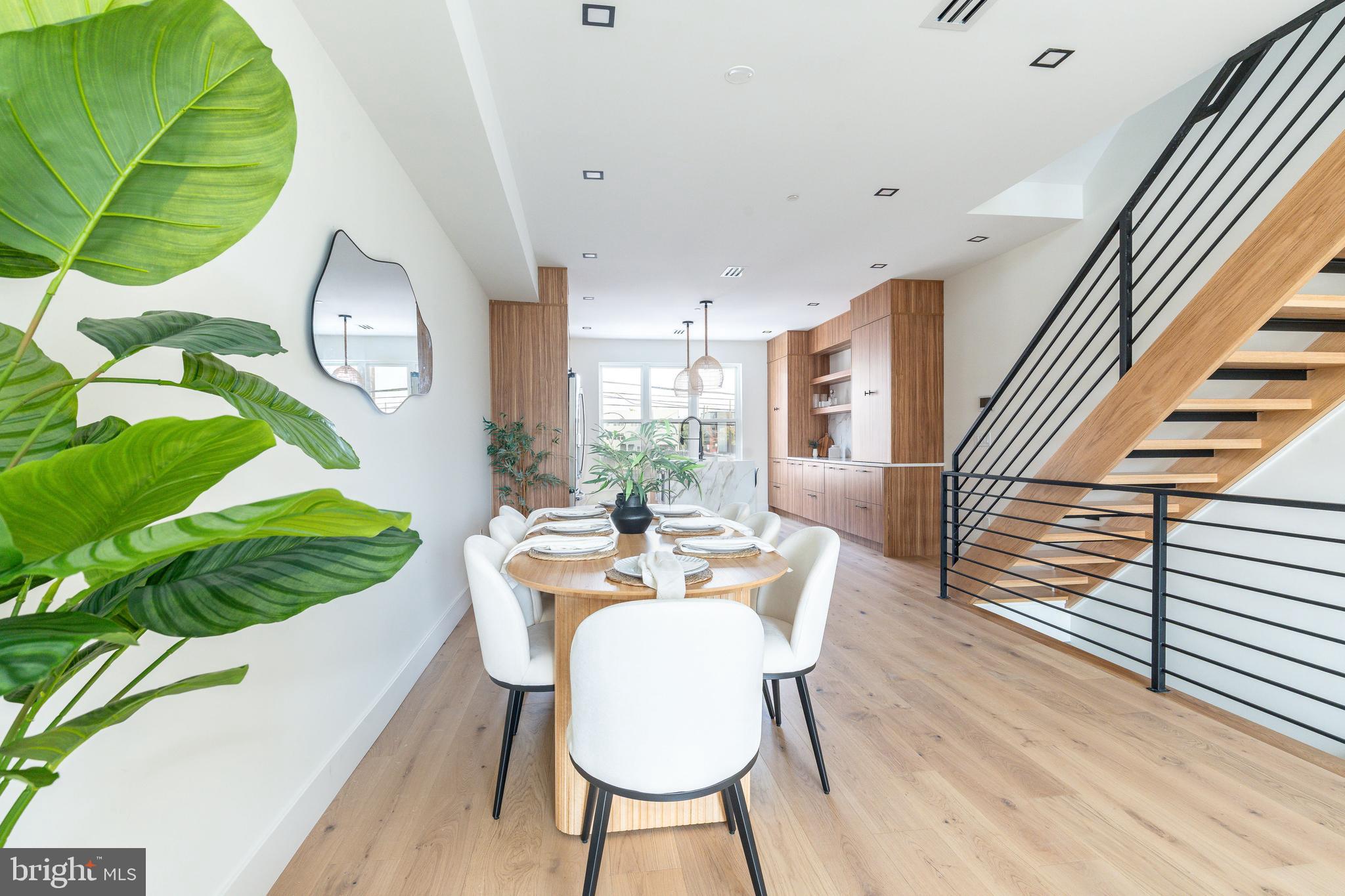 OLDE KENSINGTON - Residential