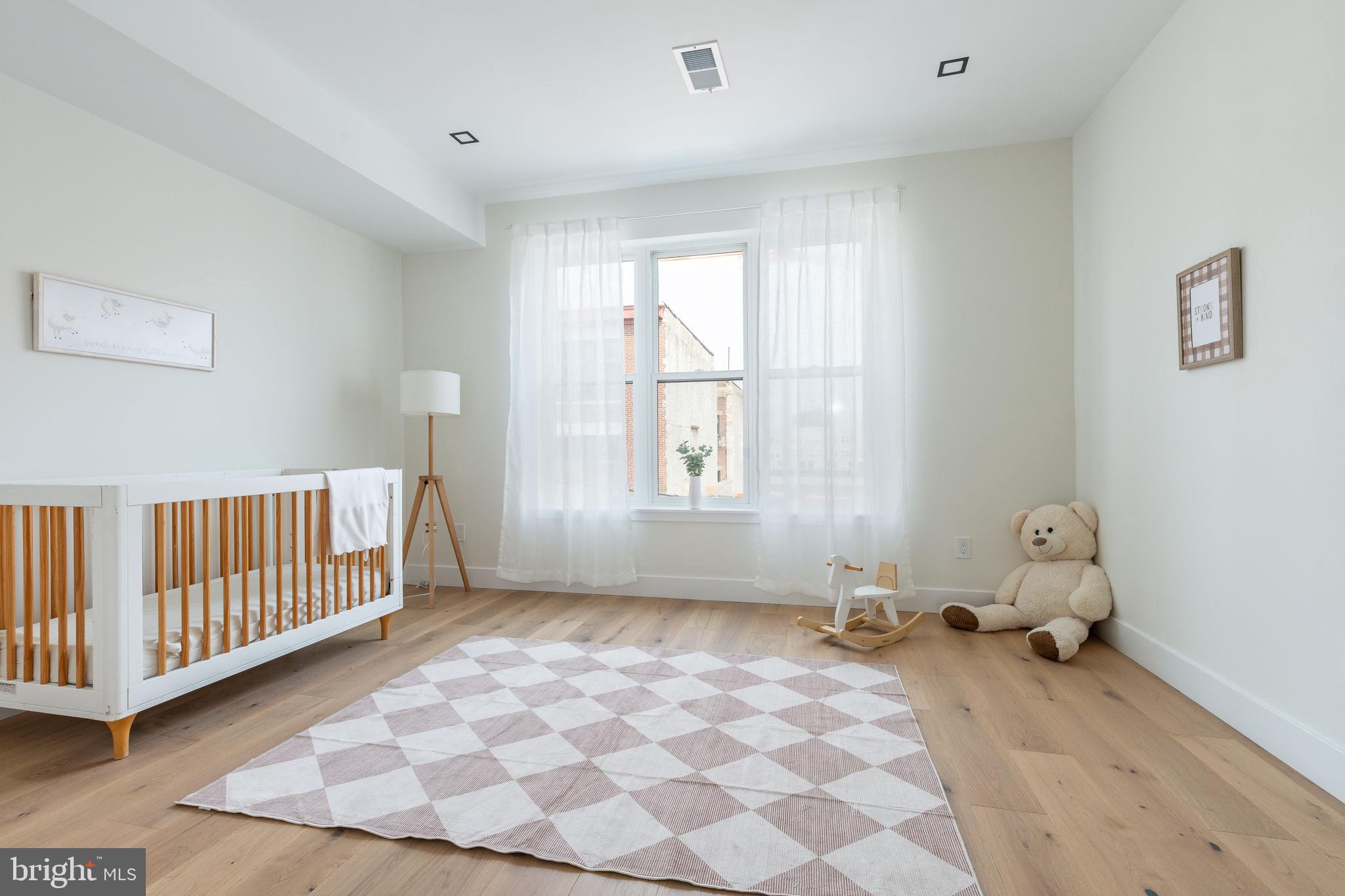 OLDE KENSINGTON - Residential