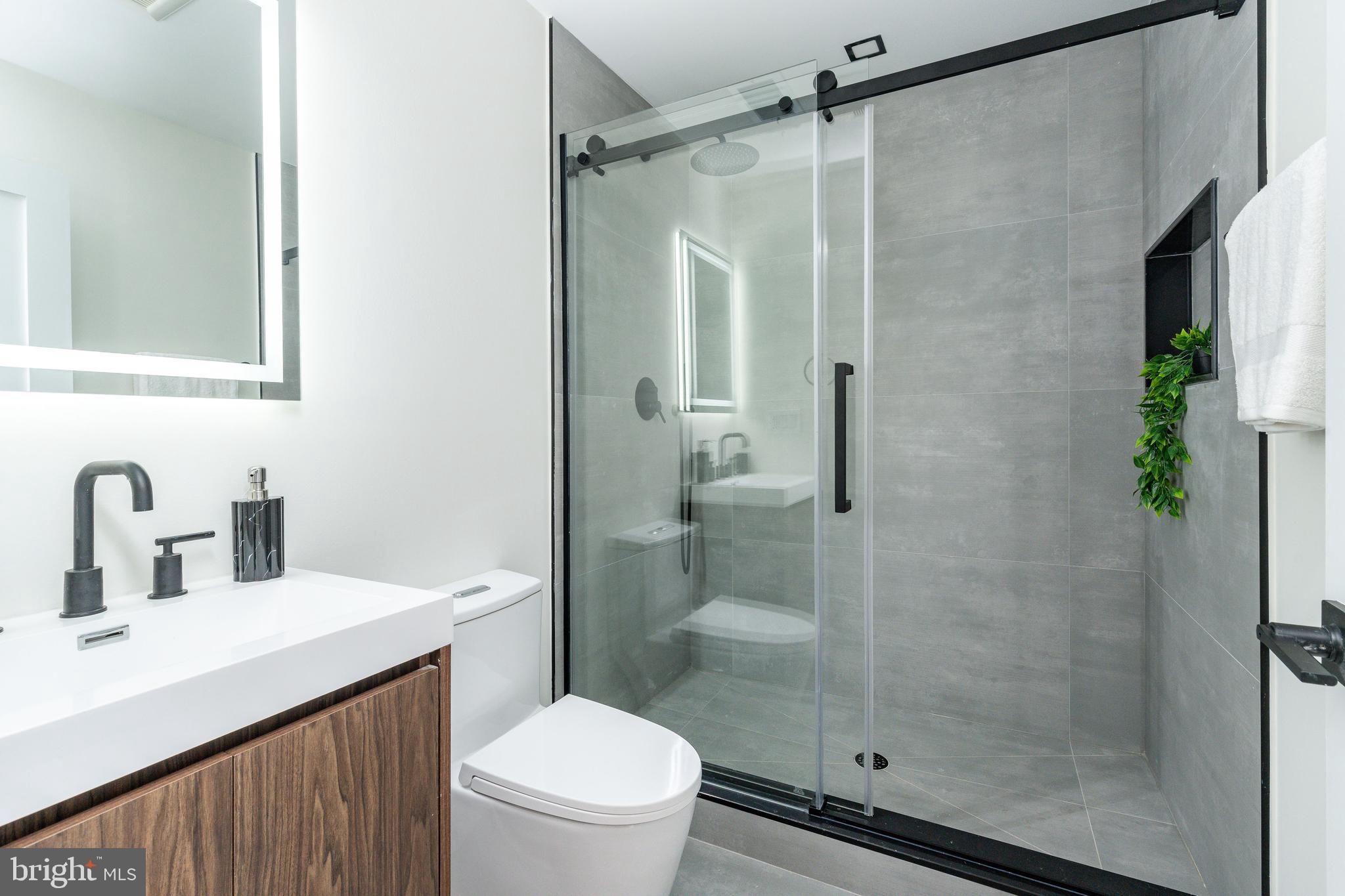 OLDE KENSINGTON - Residential