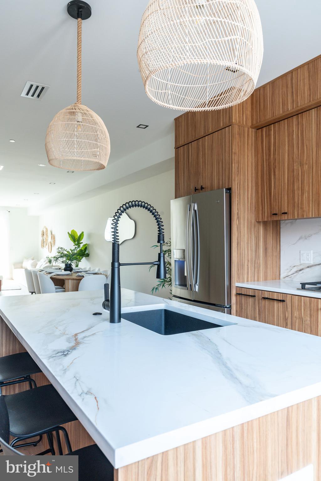 OLDE KENSINGTON - Residential