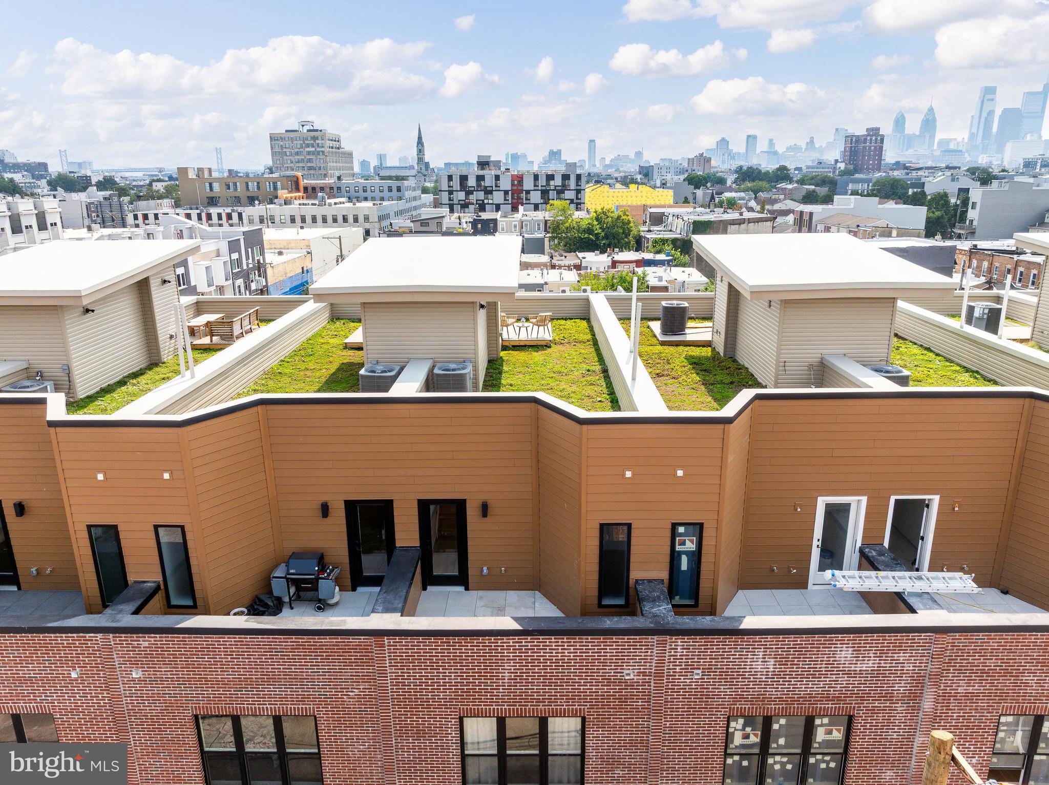 OLDE KENSINGTON - Residential