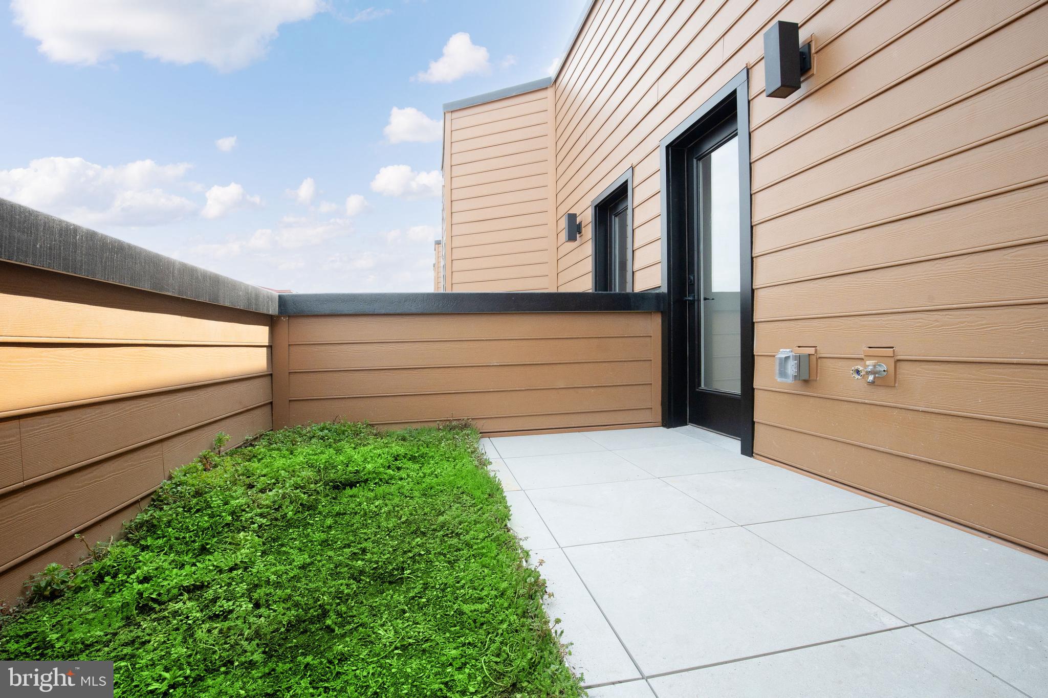 OLDE KENSINGTON - Residential