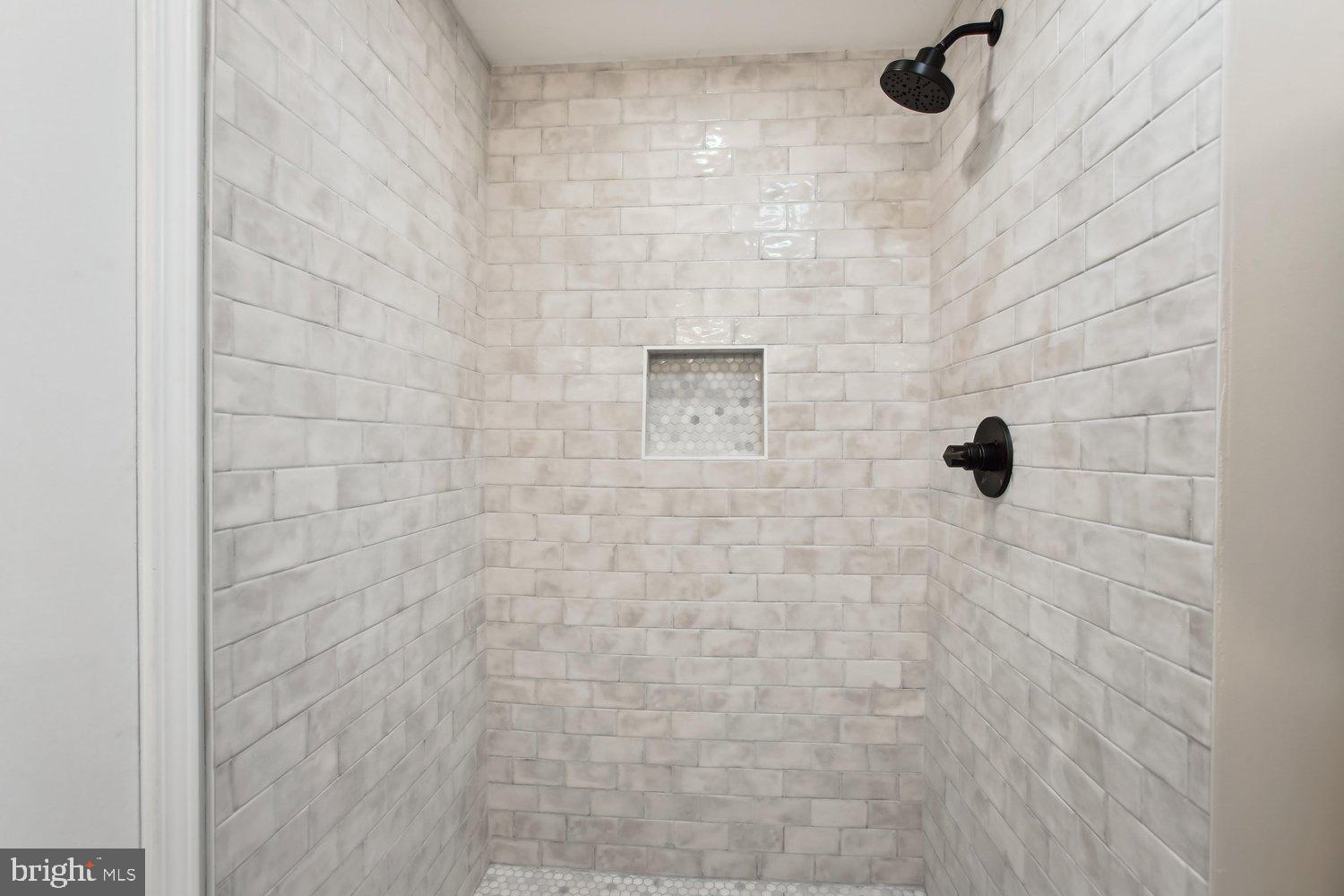 VILLAMAY - Residential