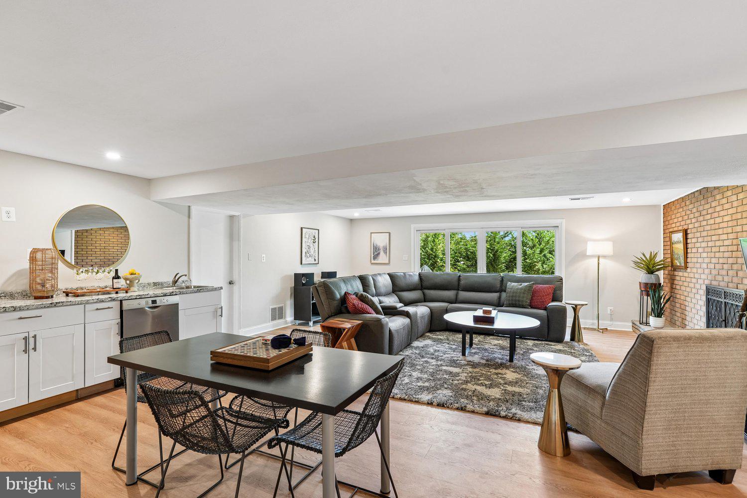 VILLAMAY - Residential