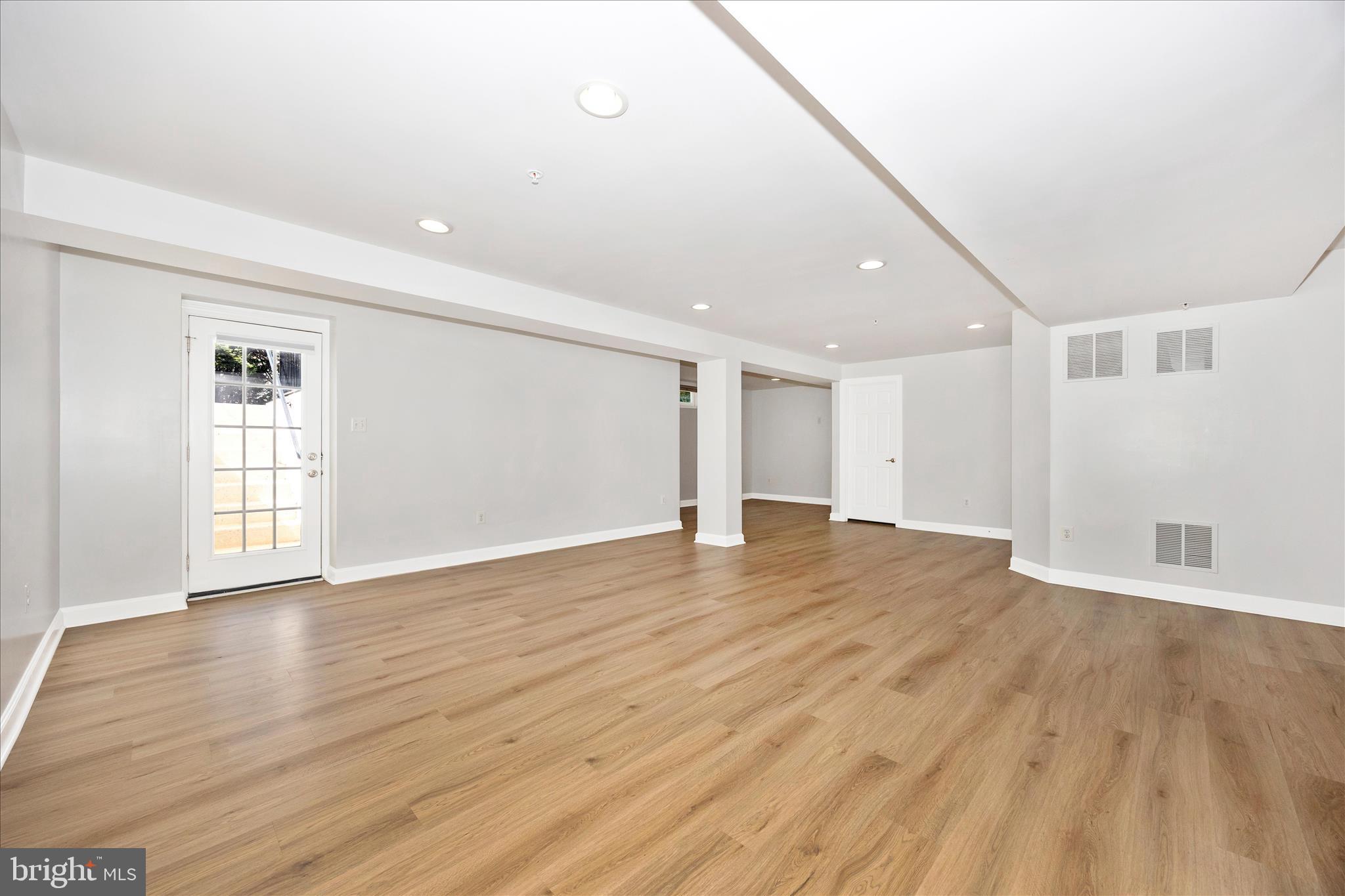 VILLAGES OF URBANA - Residential