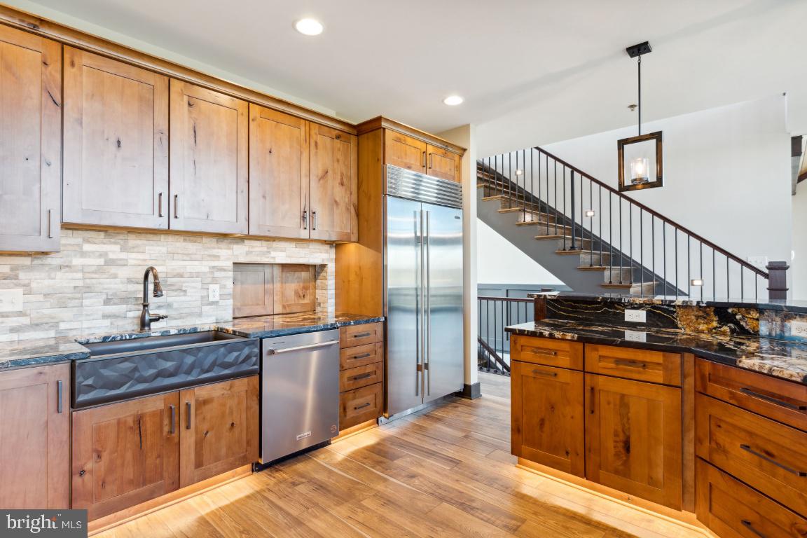 WELTYS ACRES - Residential