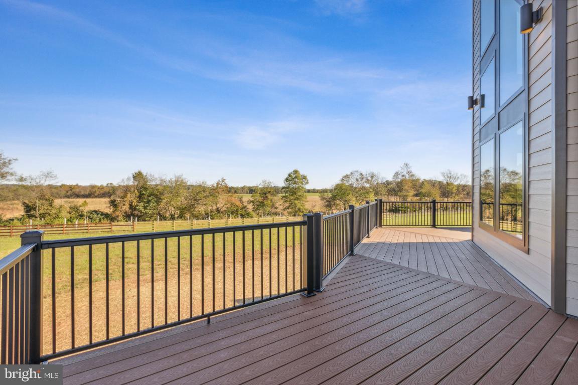 WELTYS ACRES - Residential