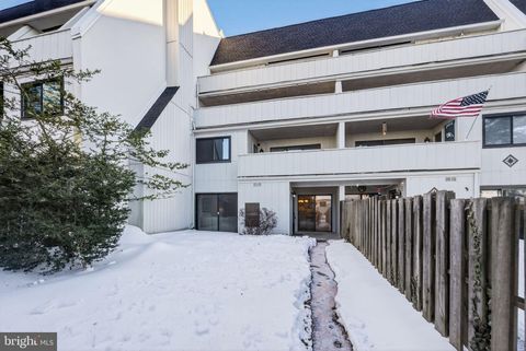 194 SUMMIT HOUSE WEST CHESTER PA 19382