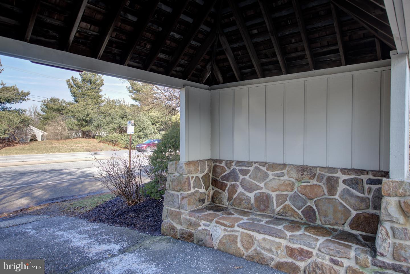 SUMMIT HOUSE - Residential