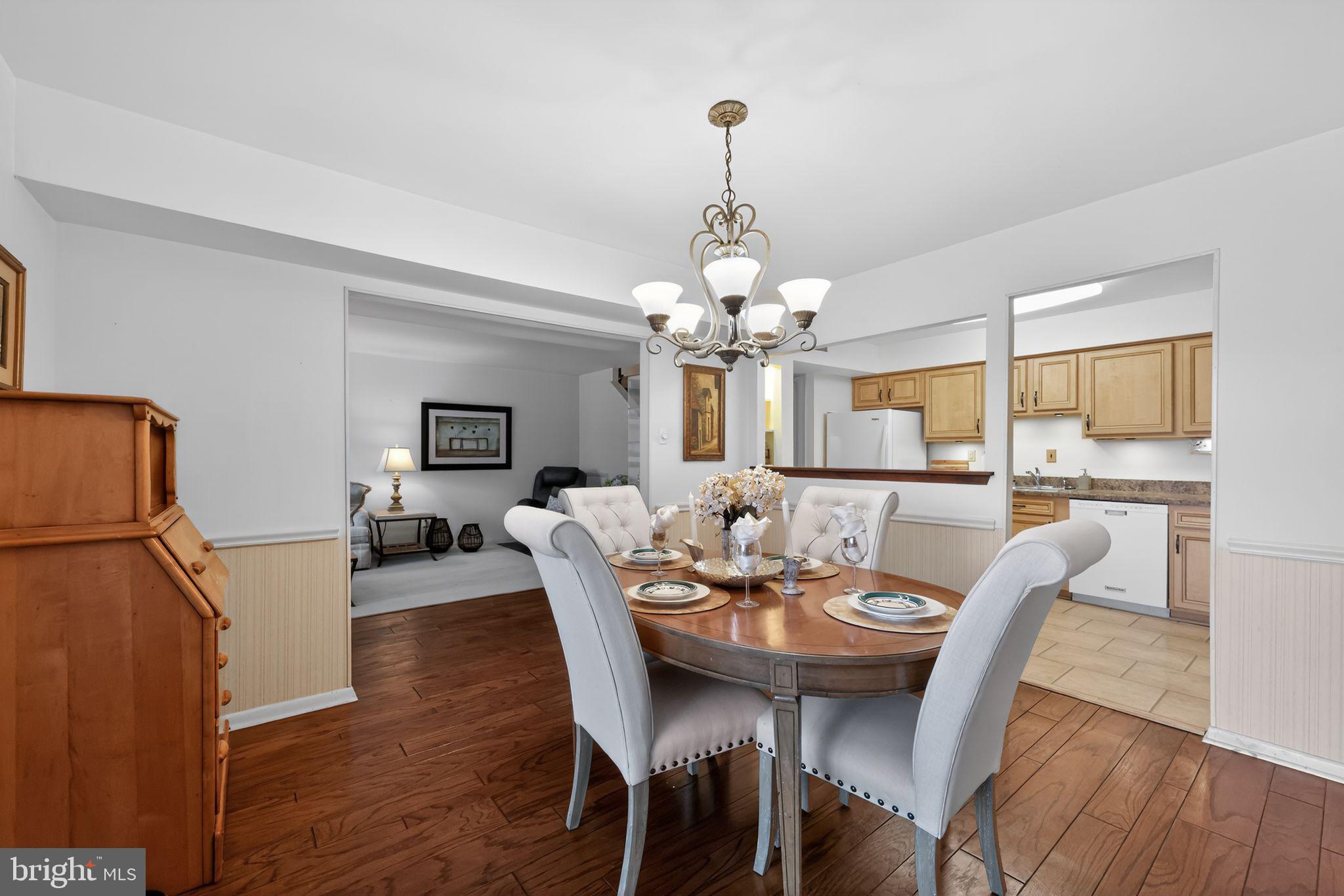 SUMMIT HOUSE - Residential