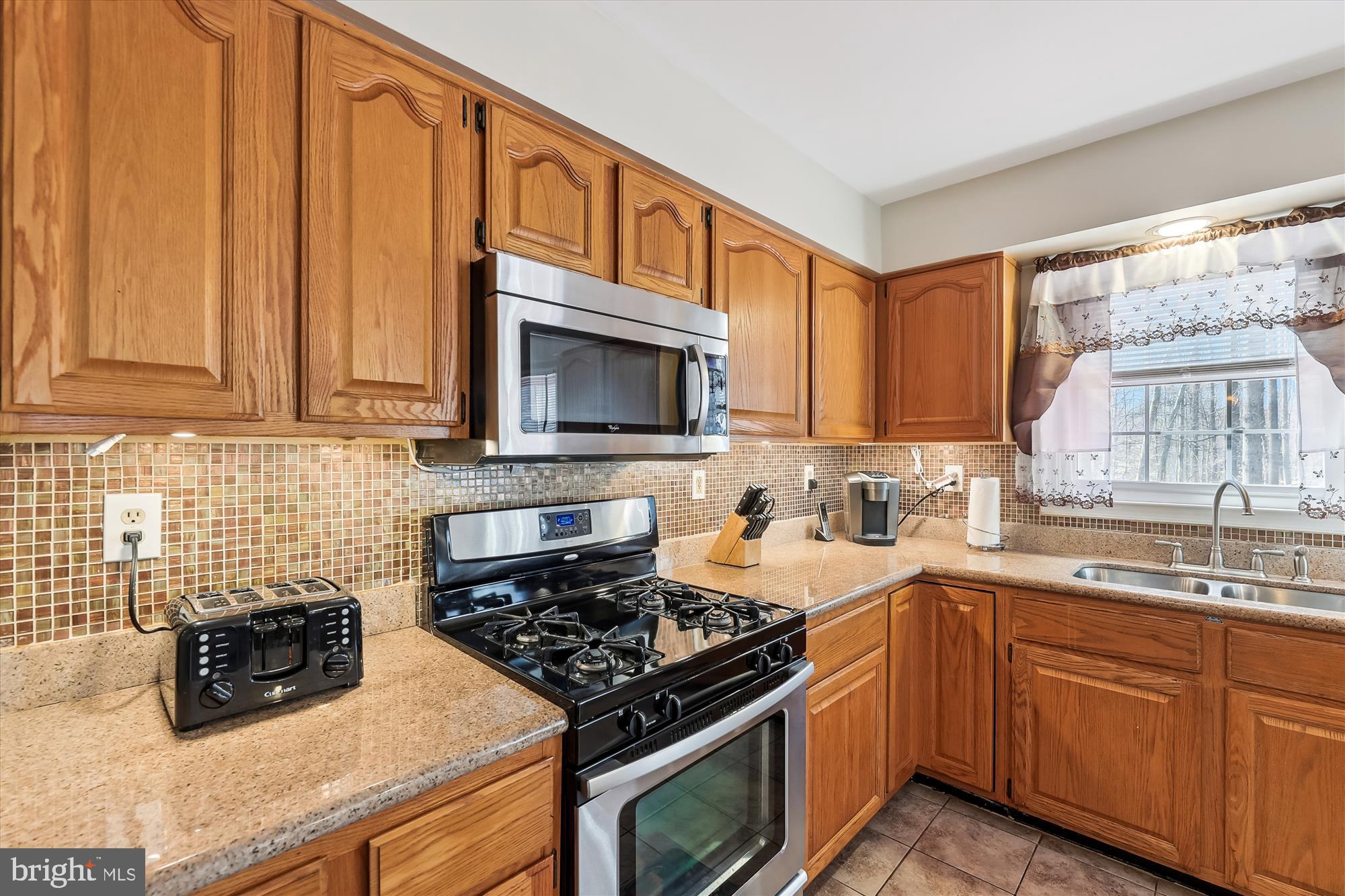 VISTA ESTATES WEST - Residential