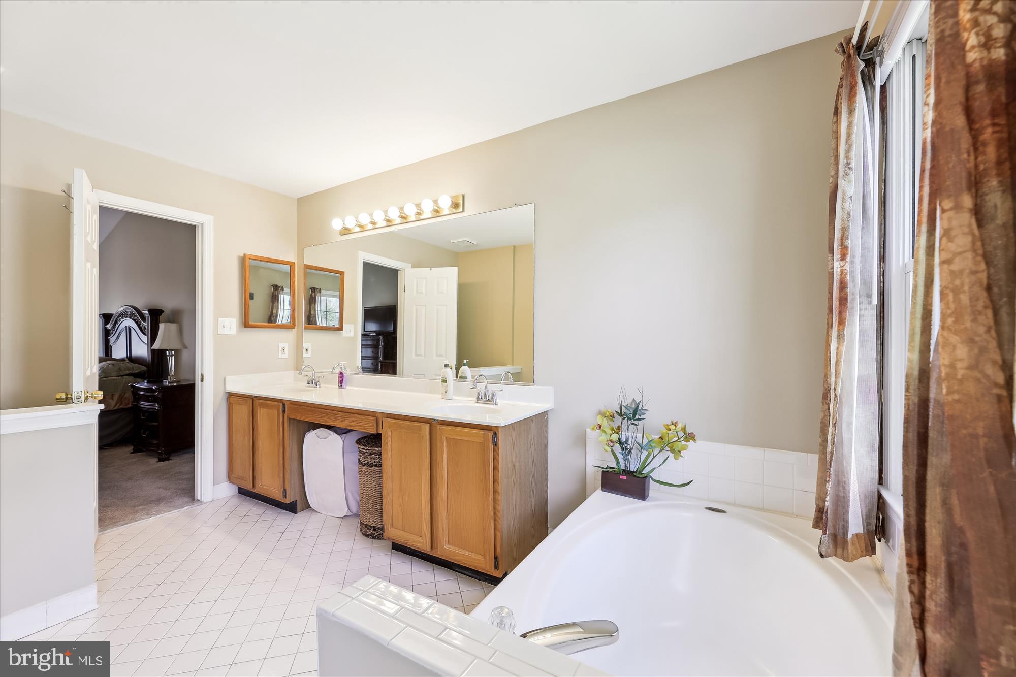 VISTA ESTATES WEST - Residential