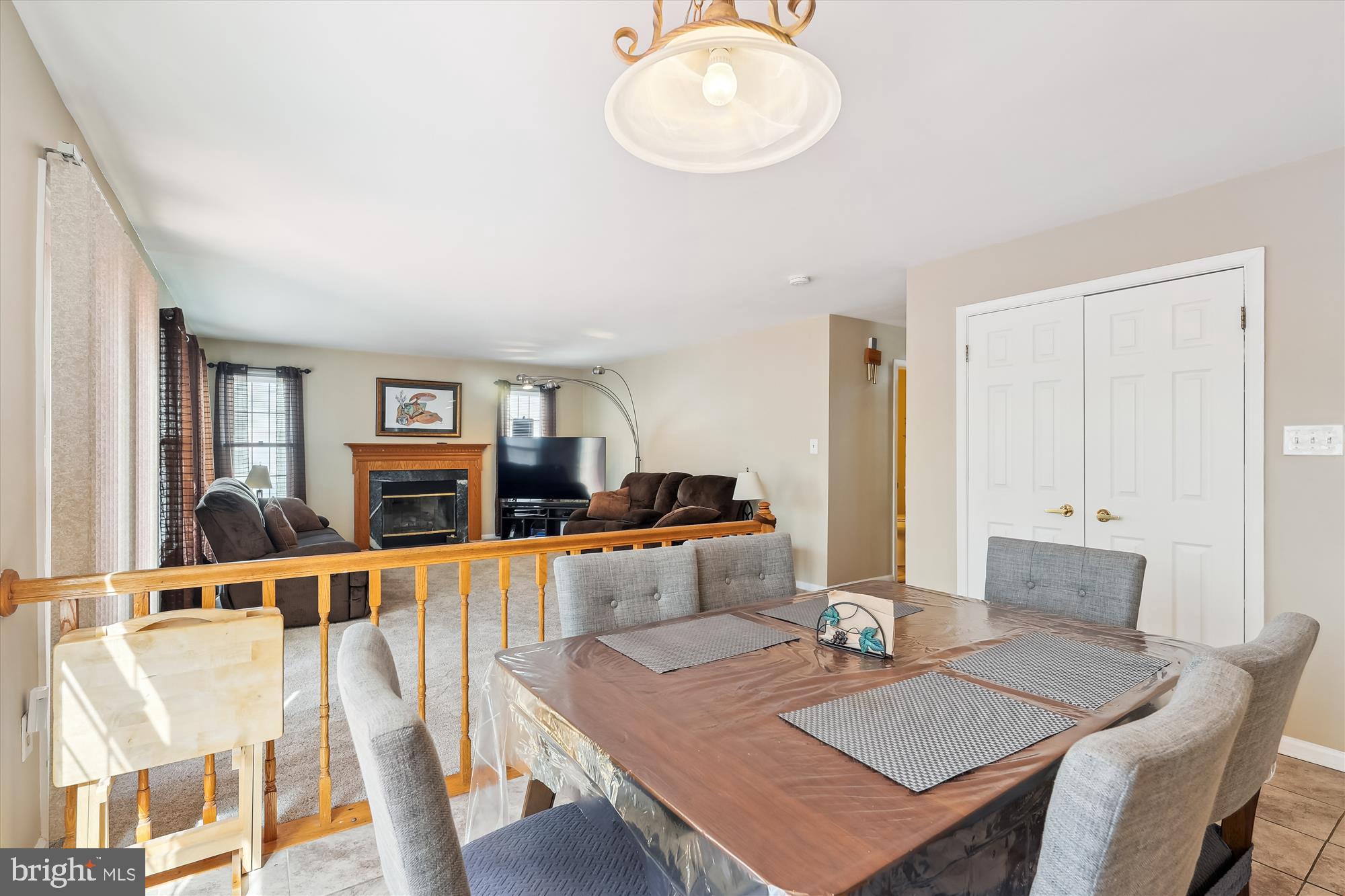 VISTA ESTATES WEST - Residential