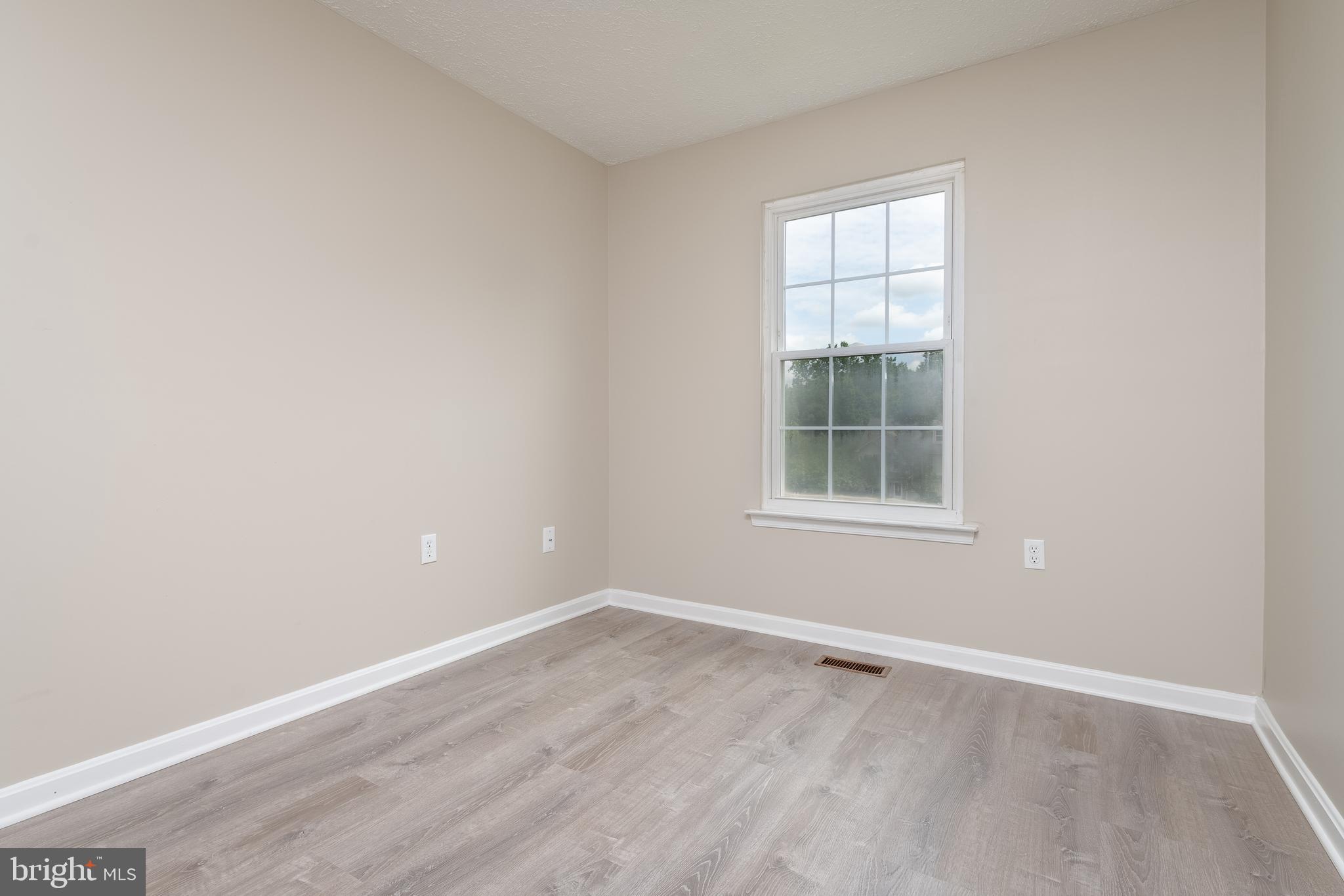 GILMER WOODS - Residential