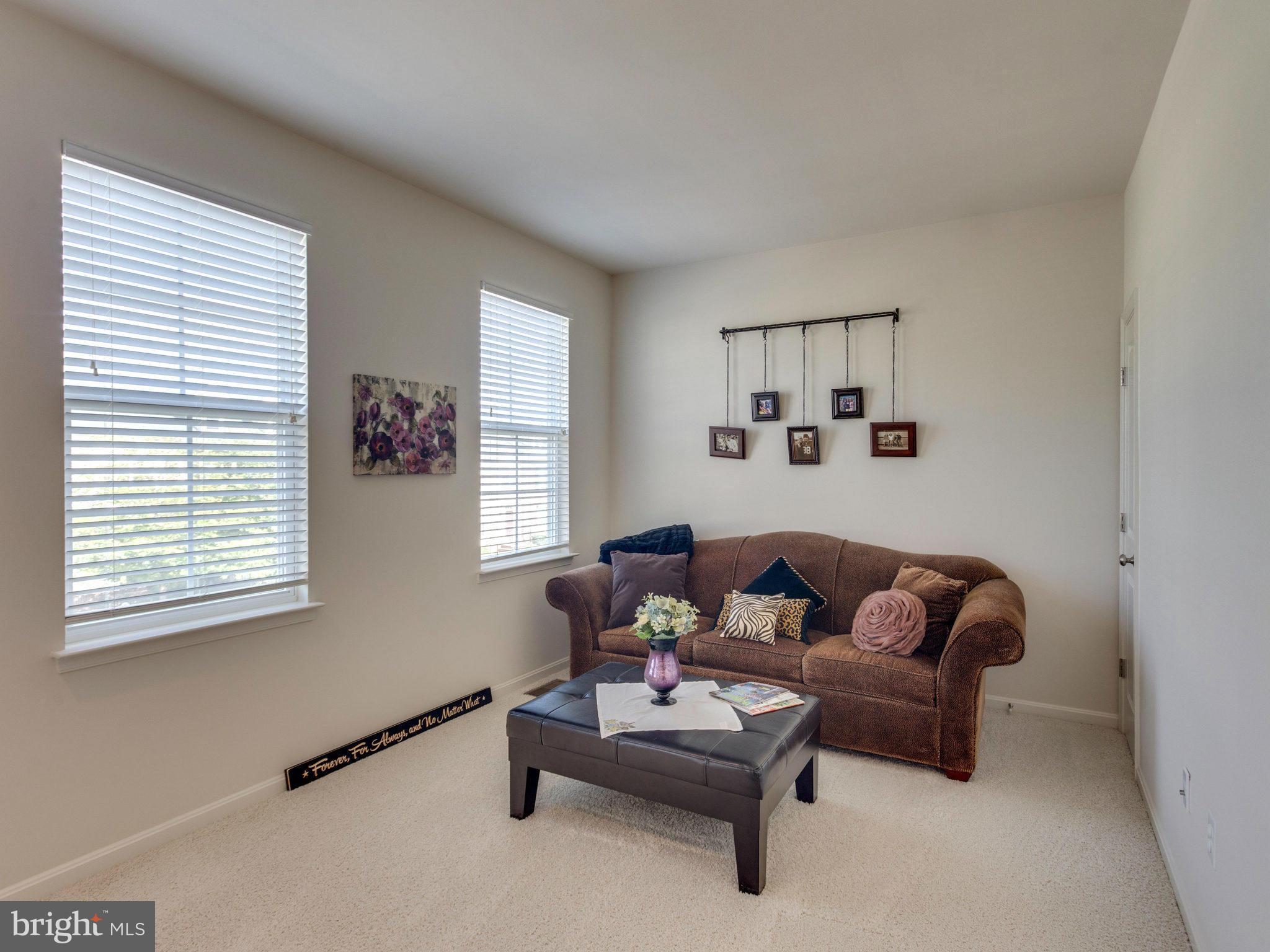 VICTORY LAKES - Residential