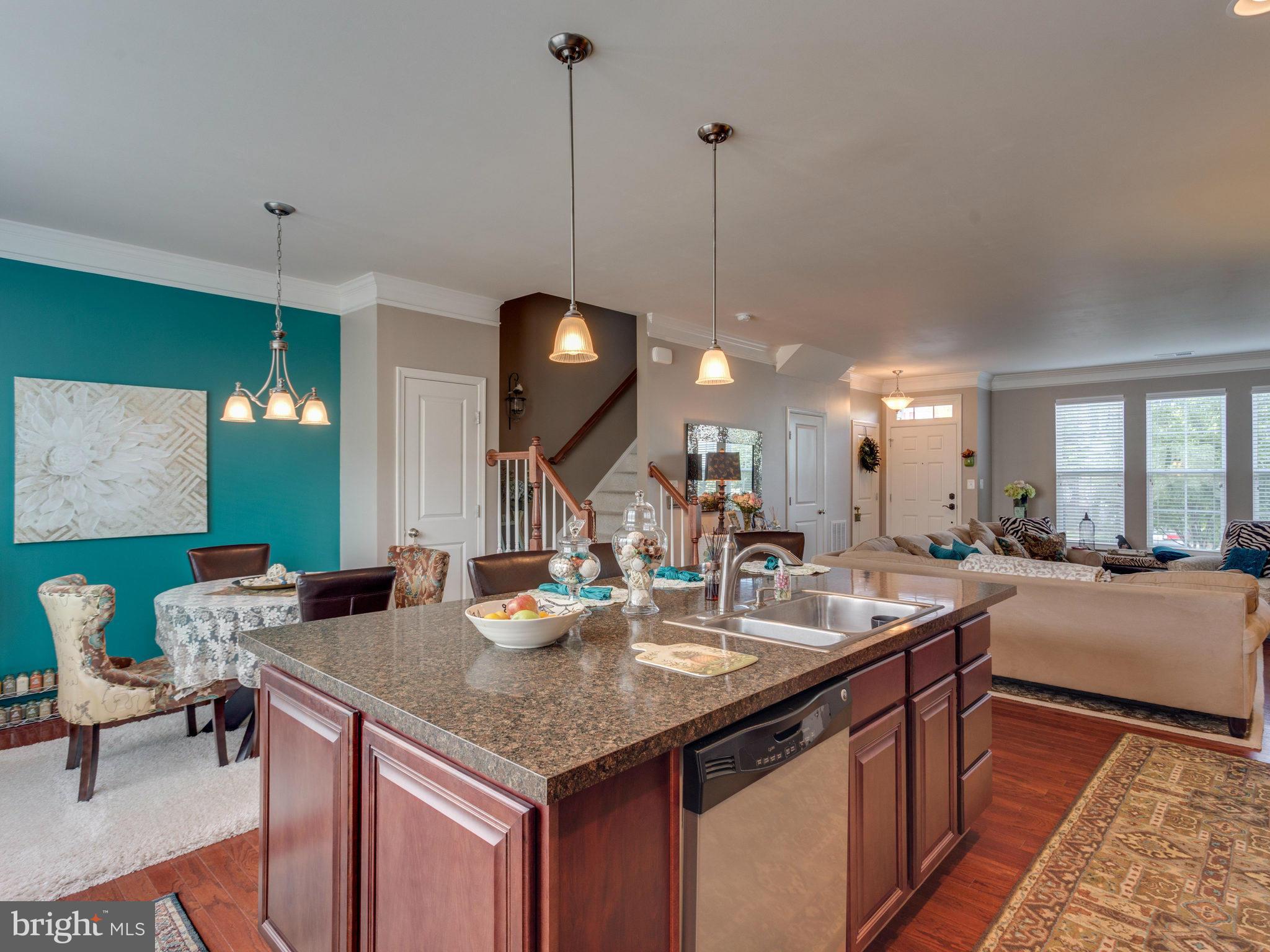 VICTORY LAKES - Residential