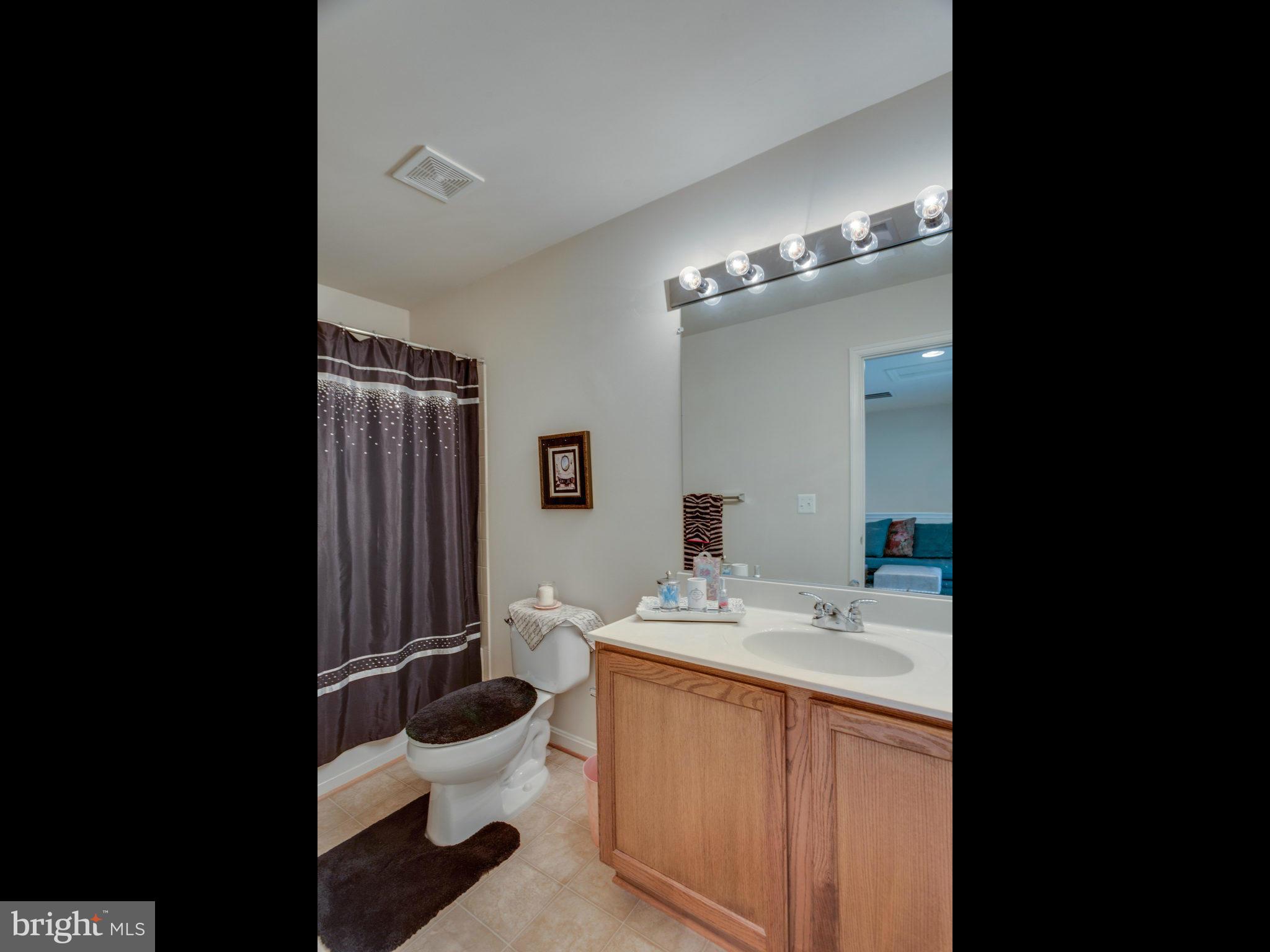 VICTORY LAKES - Residential