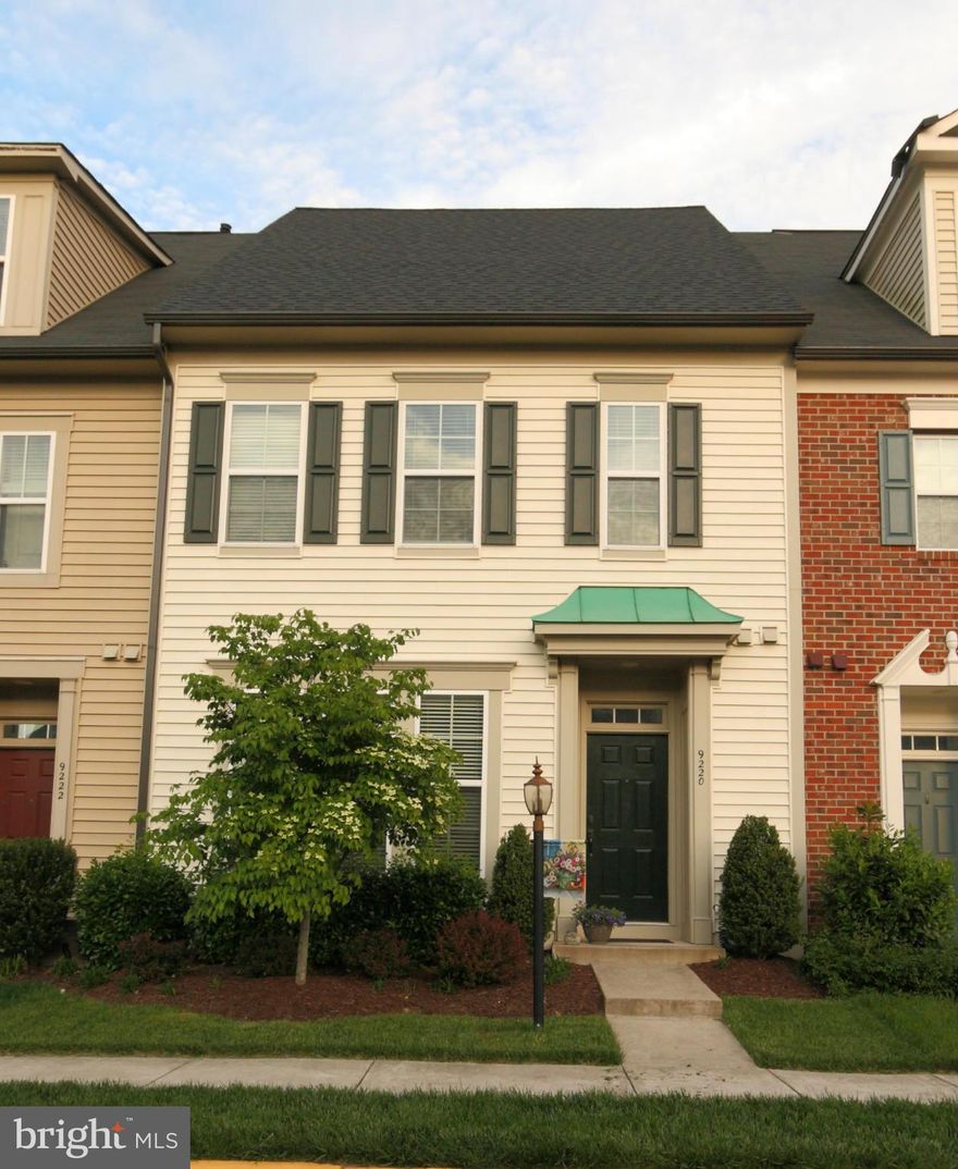 Best buy in the area. $349,900 Lovely Miller & Smith 2010 built townhome, 2 car detached garage, 2,200 fin sf, 3 BR, 2.5 BA, Cherry Wood flrs-Main lvl, Cherry Cabinets & Stainless Appls, Frameless glass shower, Crown Molding, Stamped Patio, Custom Paint, Upgd Carpet, Fantastic Victory Lakes, Pool, Tennis, Victory ES(next door), A must to see. Hurry!