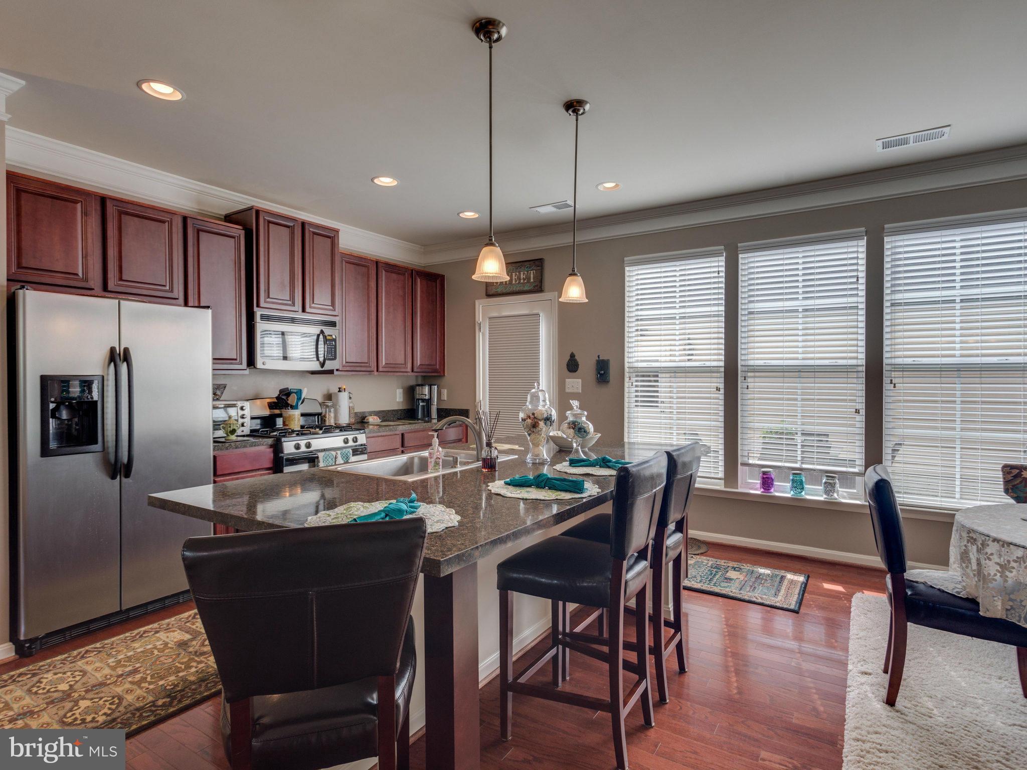 VICTORY LAKES - Residential